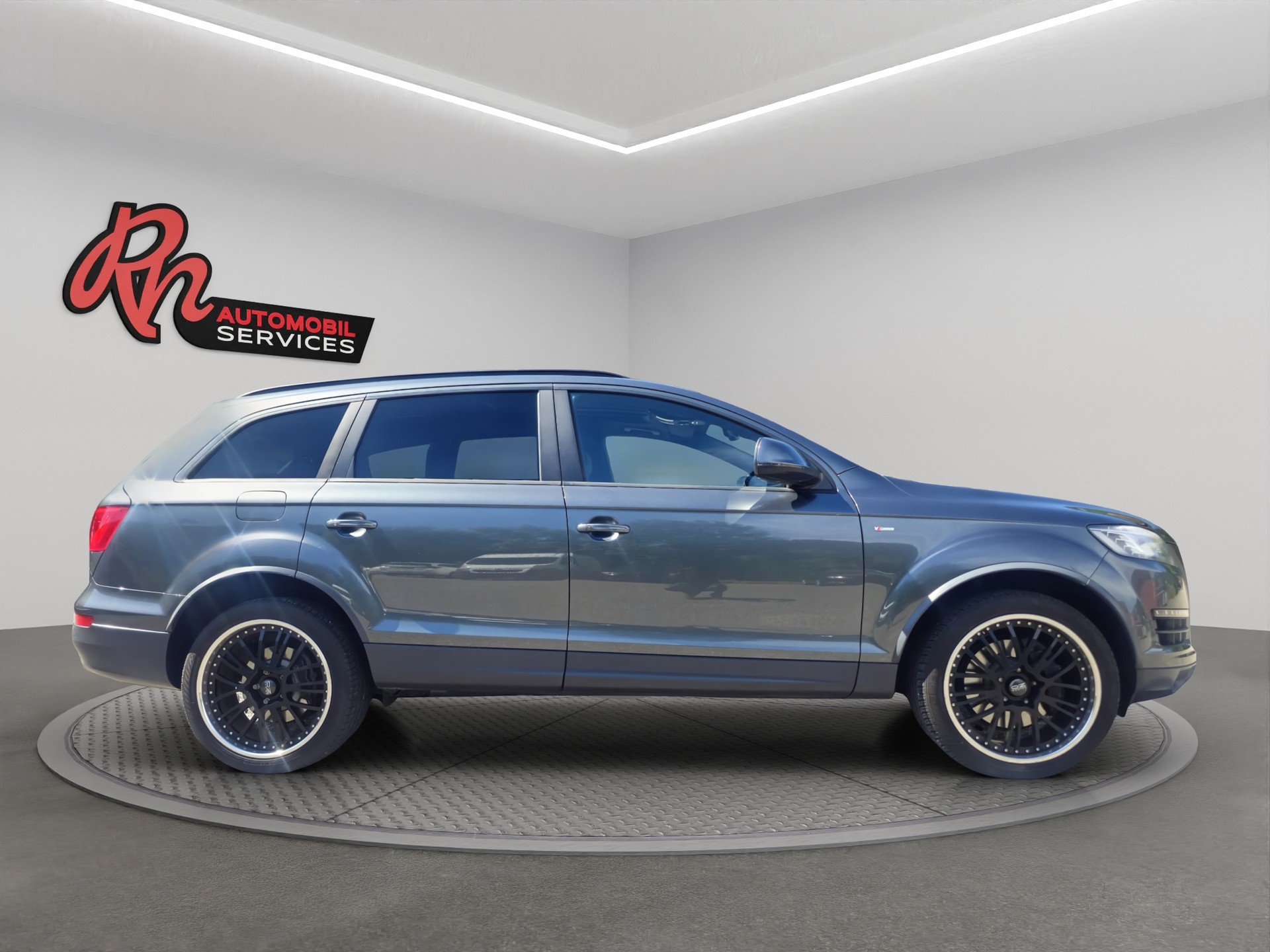 AUDI 3.0 TDi-showroom-element-1