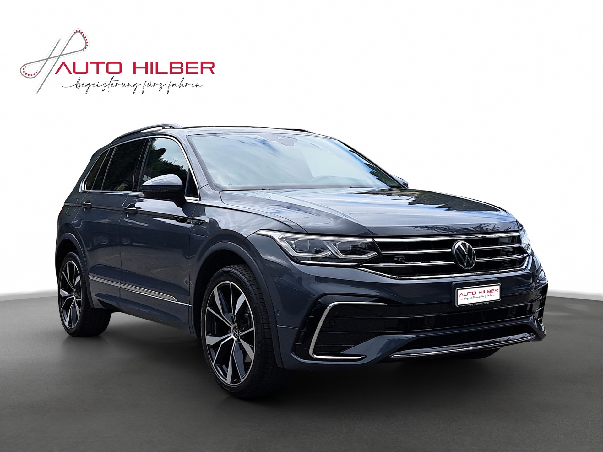 VW Tiguan 2.0TSI R-Line 4Motion DSG-image-13