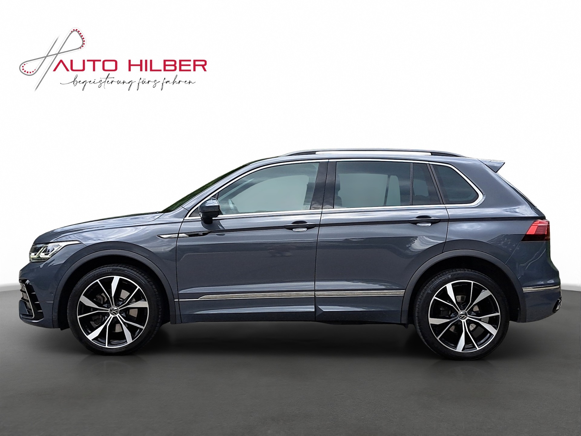 VW Tiguan 2.0TSI R-Line 4Motion DSG-showroom-element-2