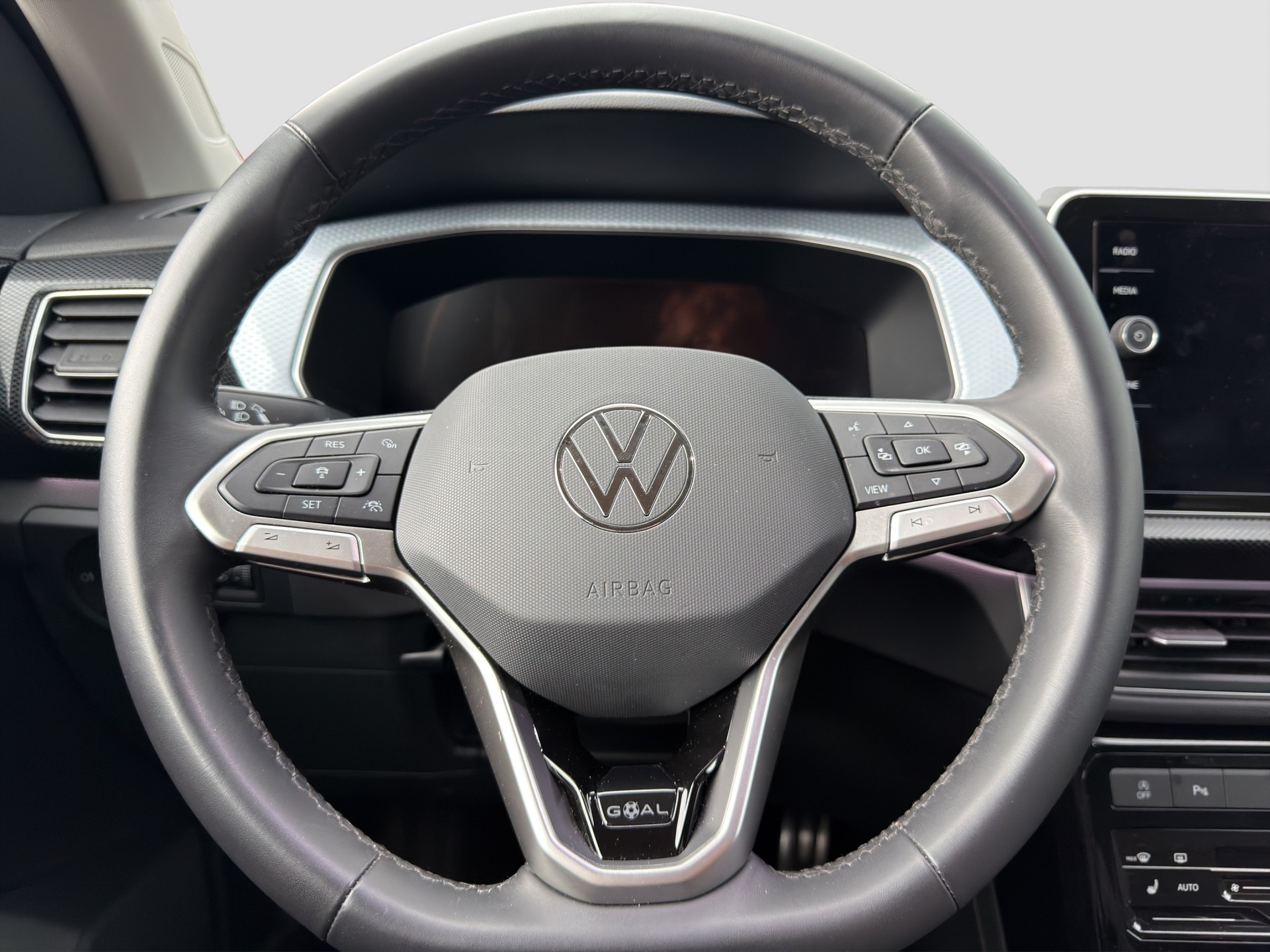 VW T-Cross 1.0 TSI EVO Life DSG-image-10