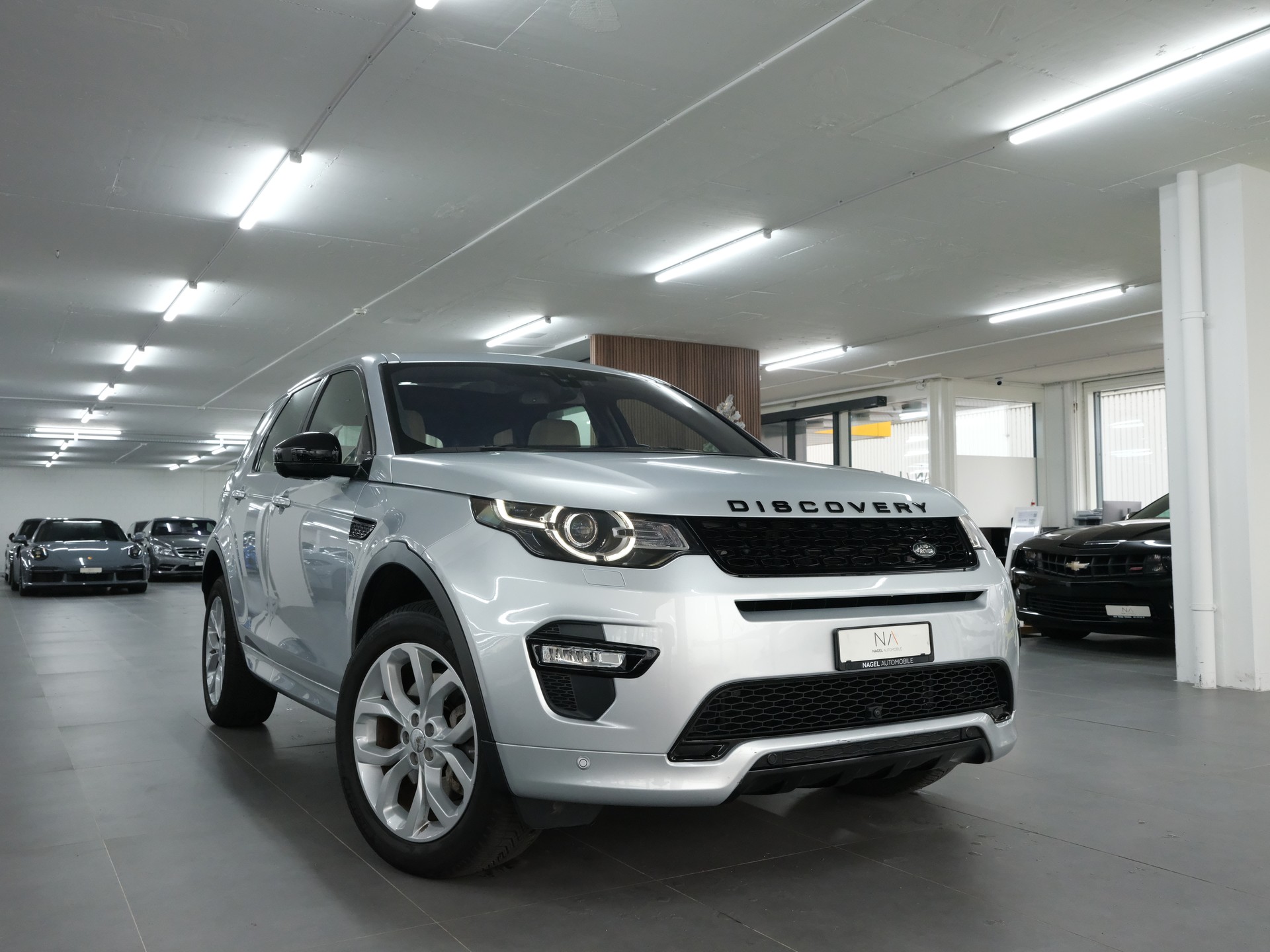 LAND ROVER Discovery Sport 2.0 SD4 SE AT9 *Head up Display* Surround View* *Fahrassistenzpaket*-showroom-element-1