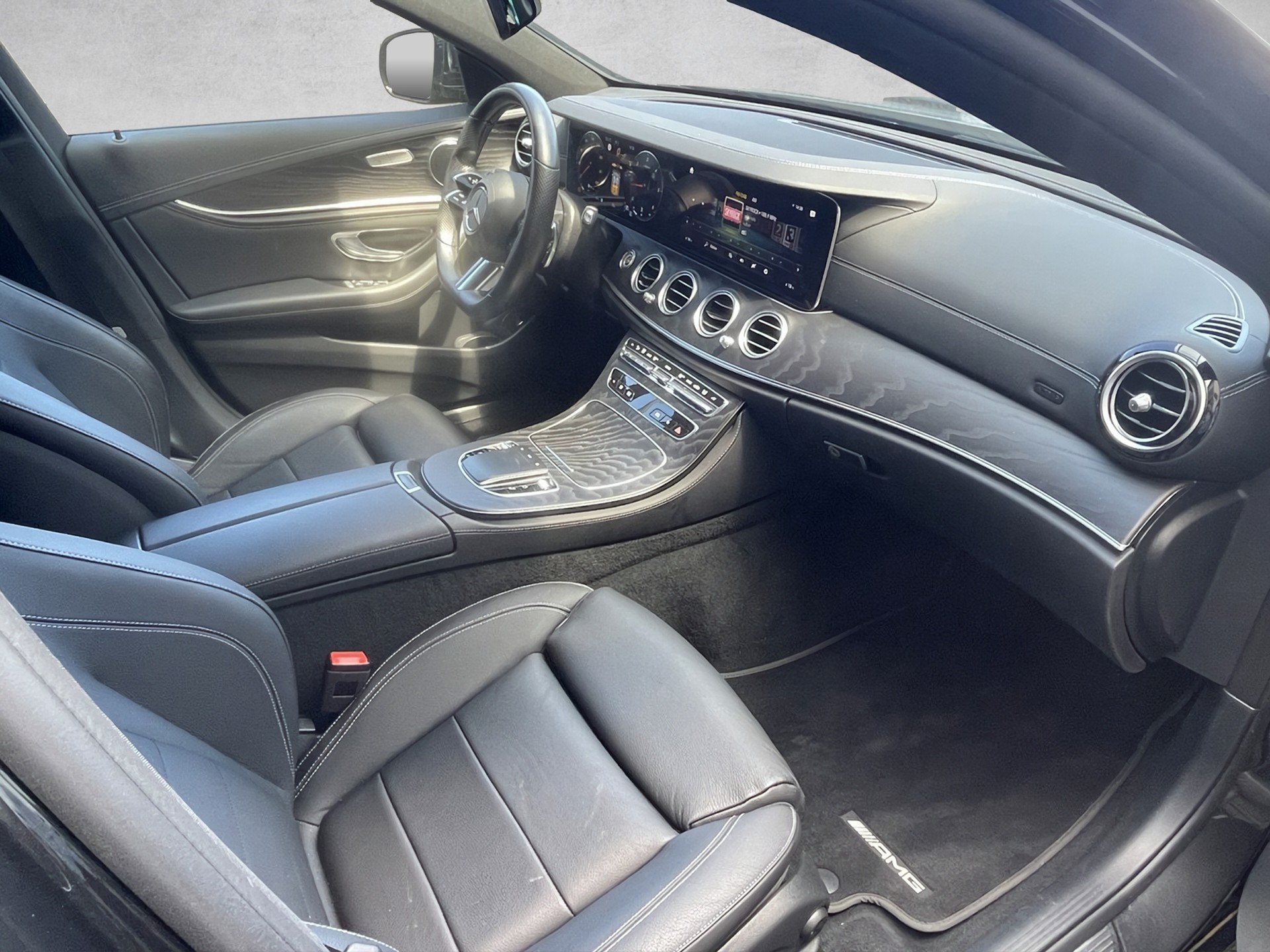 MERCEDES-BENZ E 220 d T 4Matic Avantgarde 9G-Tronic-image-7