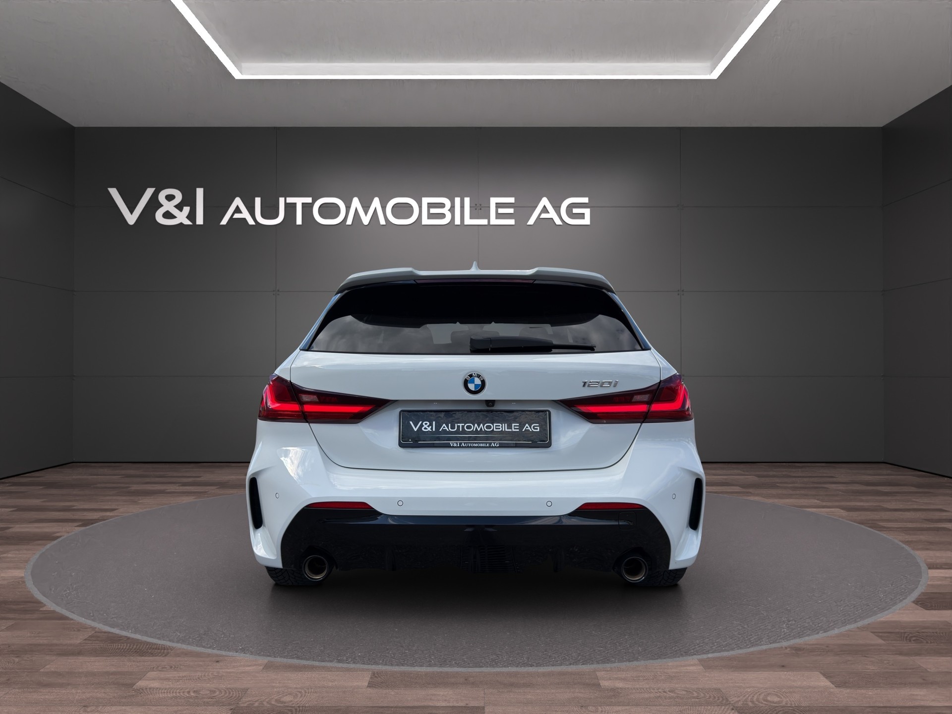 BMW 120i M Sport Steptronic-image-5