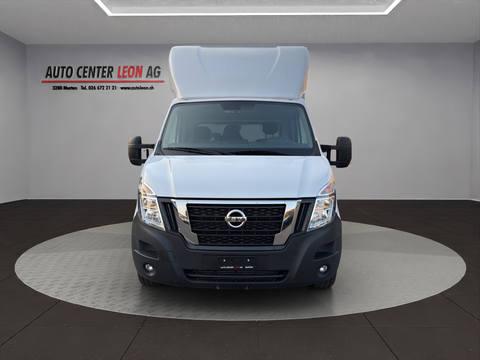 NISSAN Inster L3 Hebebühne / Koffer