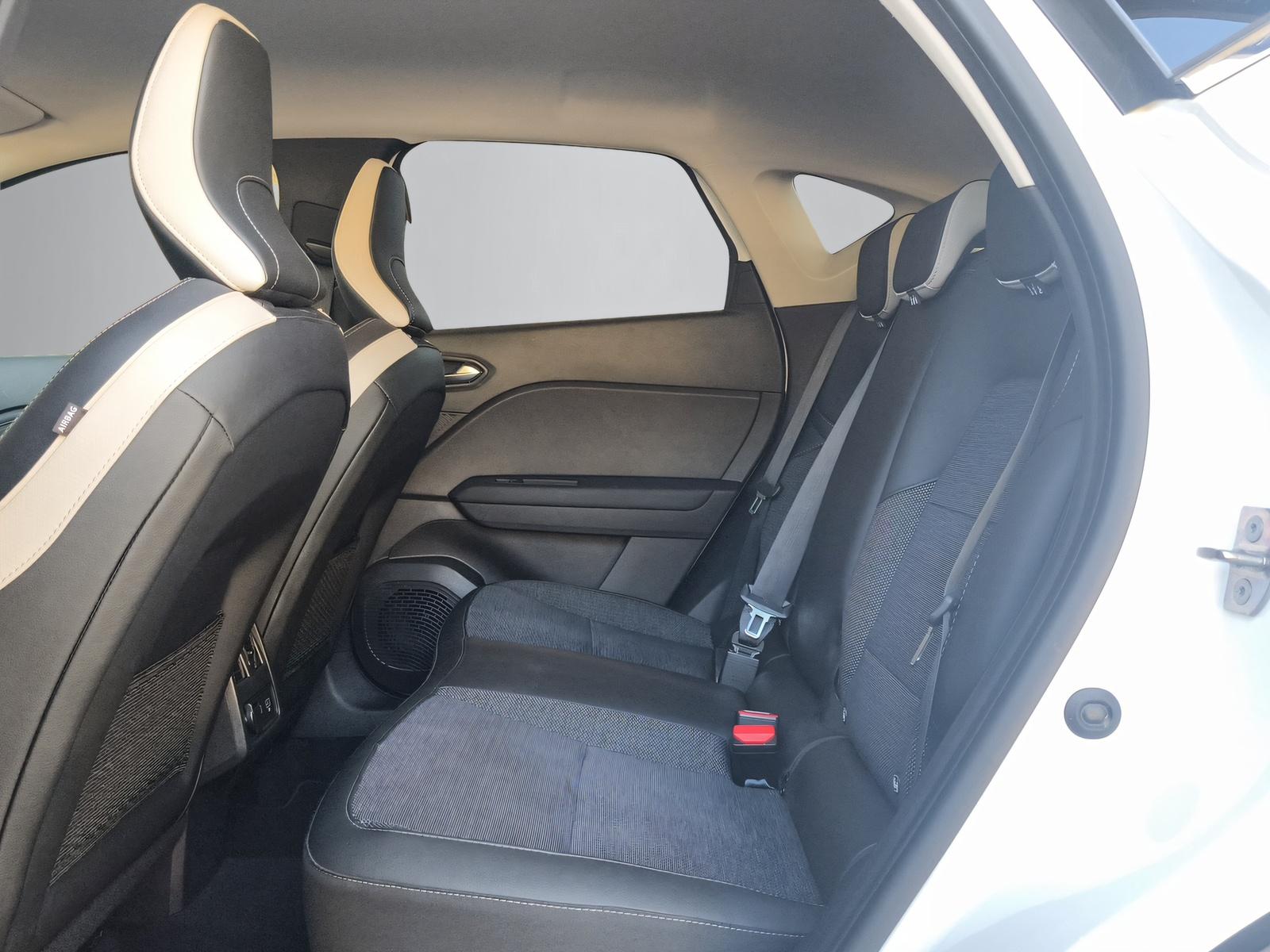 MITSUBISHI ASX 1.6 HEV Intense-image-10