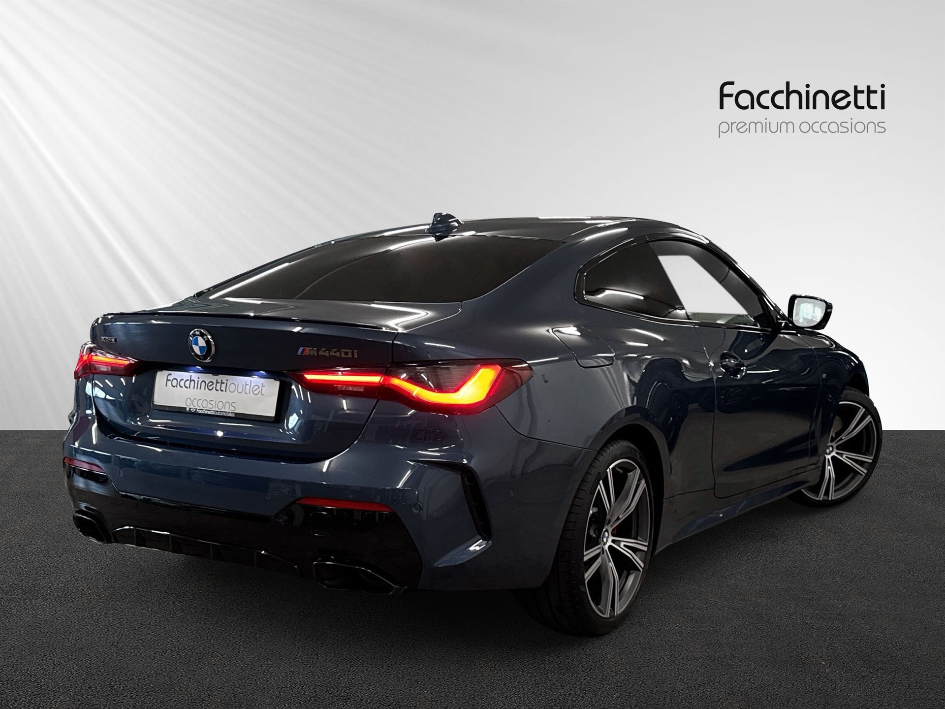 BMW M440i xDrive 48V Coupé Steptronic-showroom-element-2