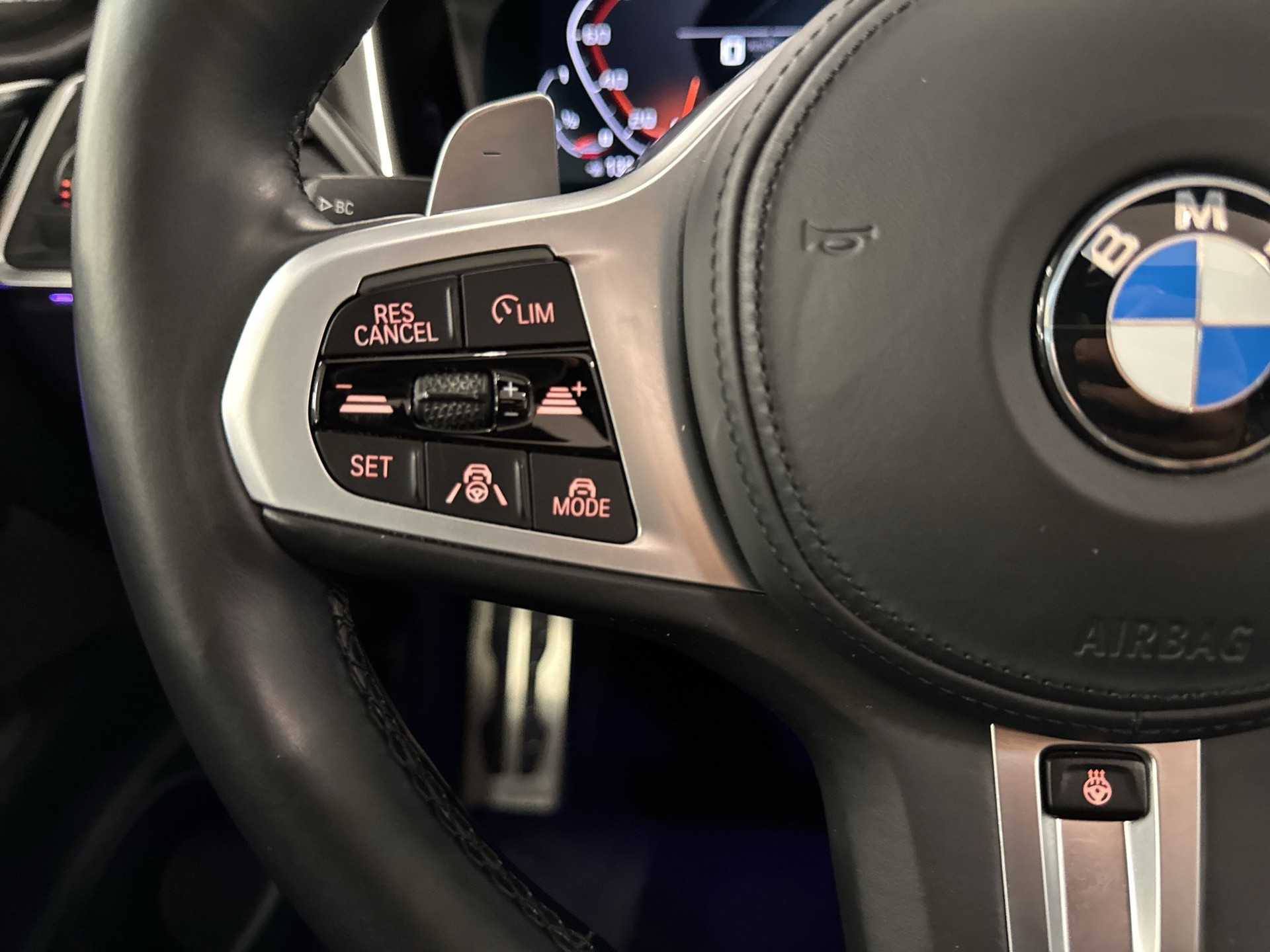 BMW M440i xDrive 48V Coupé Steptronic-image-14