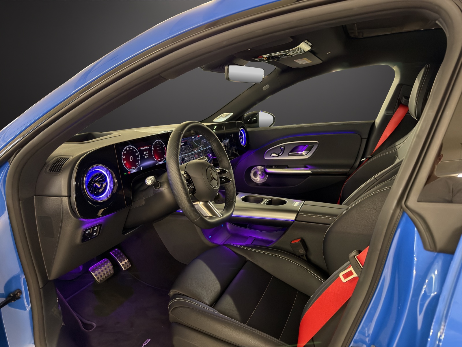 MERCEDES-BENZ CLA 220 8G-DCT 4Matic-image-9