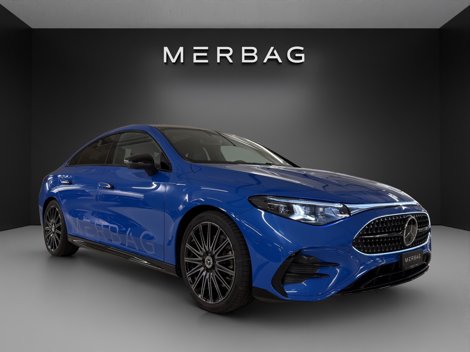 MERCEDES-BENZ CLA 220 8G-DCT 4Matic