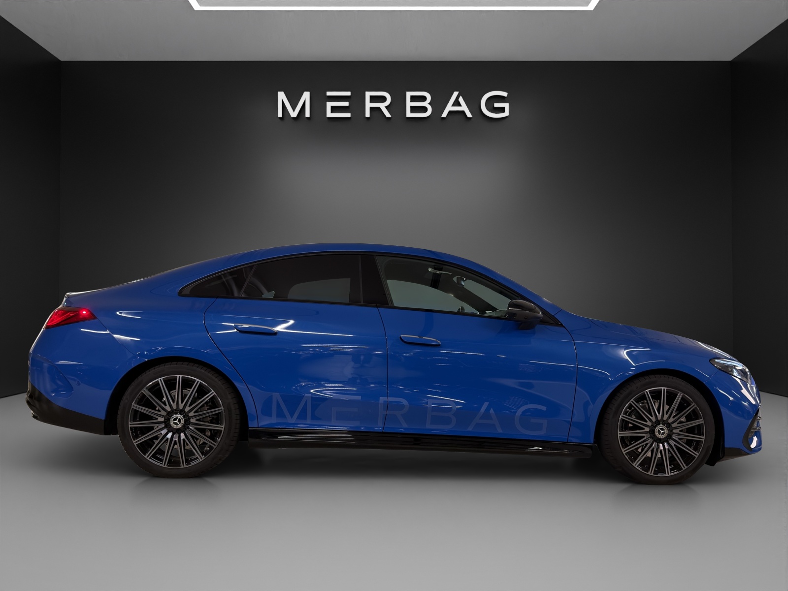 MERCEDES-BENZ CLA 220 8G-DCT 4Matic-image-7