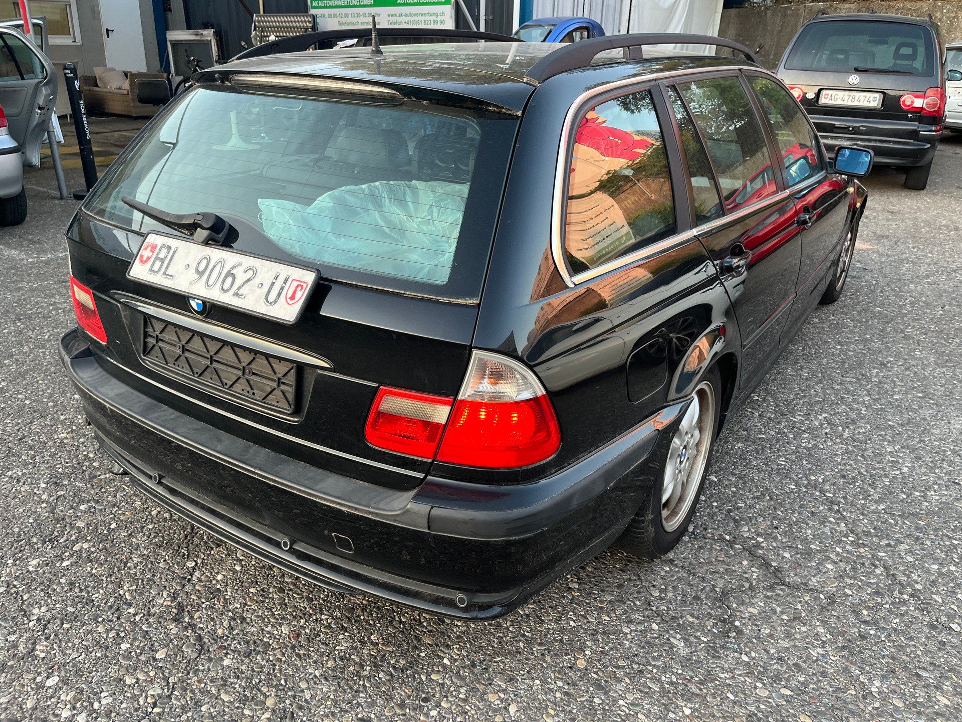 BMW 320d Touring-image-2