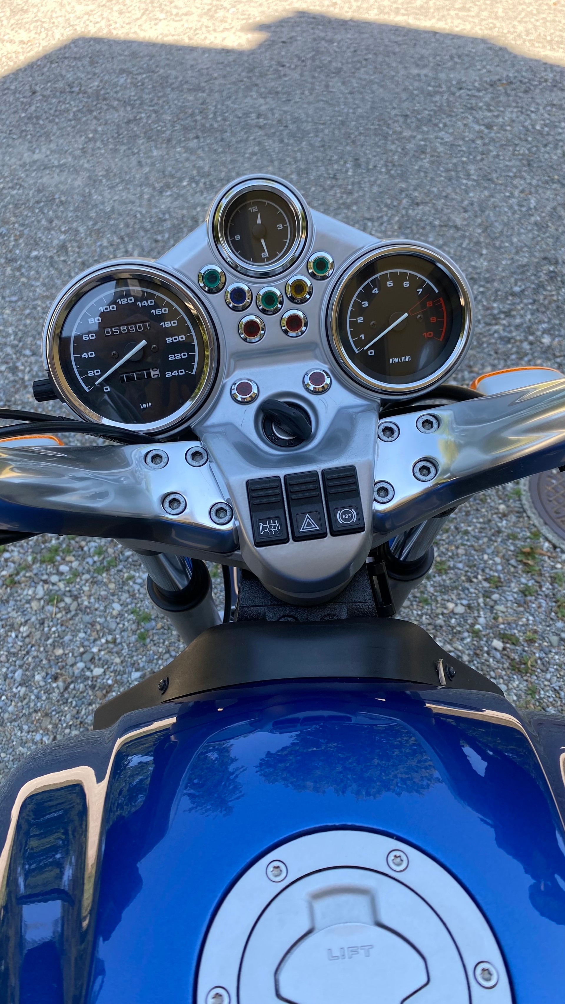 BMW R 1100 R ABS-image-7