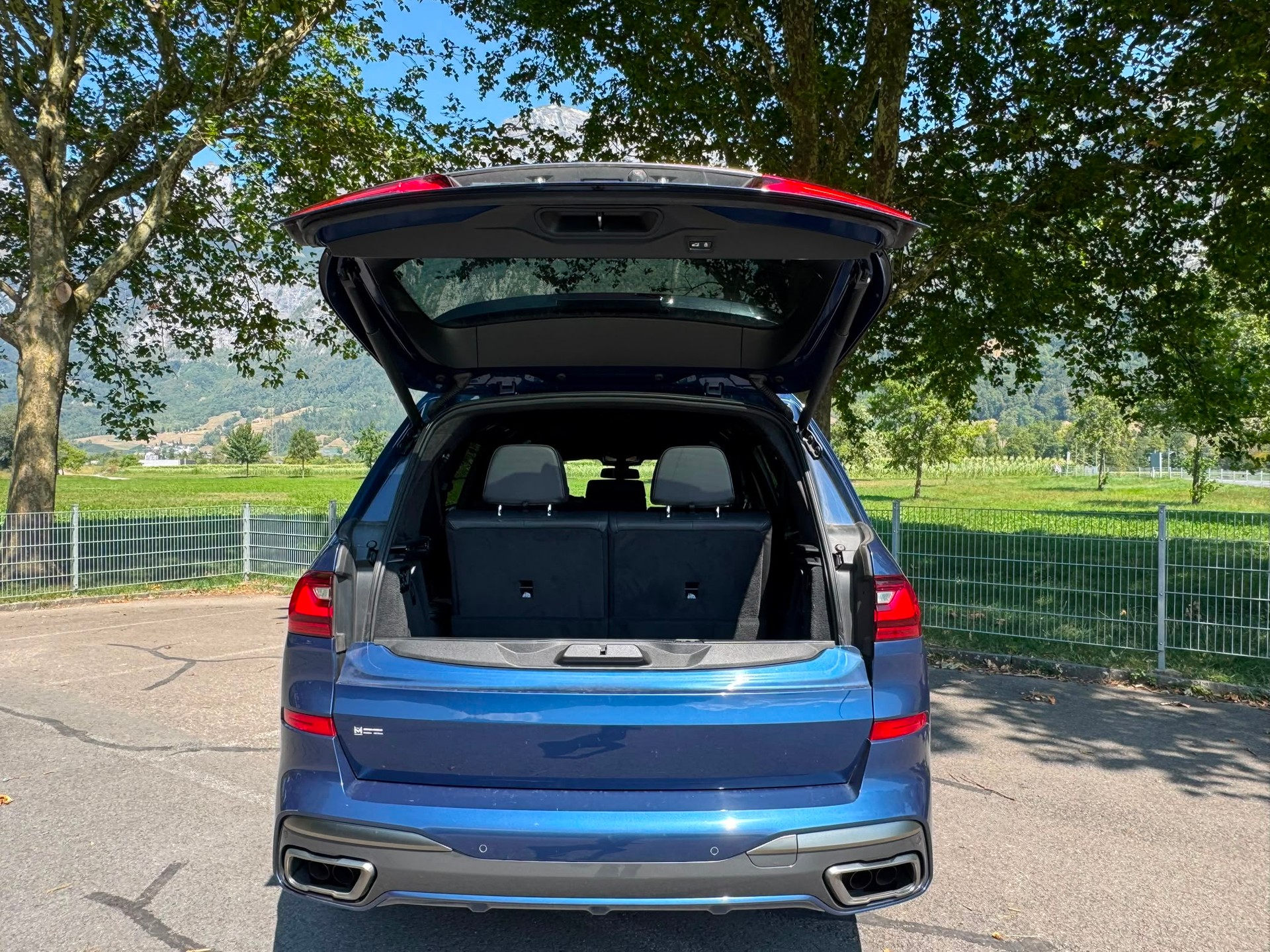 BMW X7 xDrive M50i Steptronic-image-10