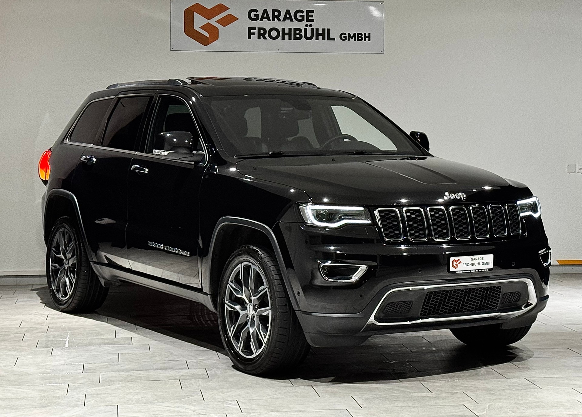 JEEP Grand Cherokee 3.0 CRD Limited Automatic | CH |-showroom-element-2