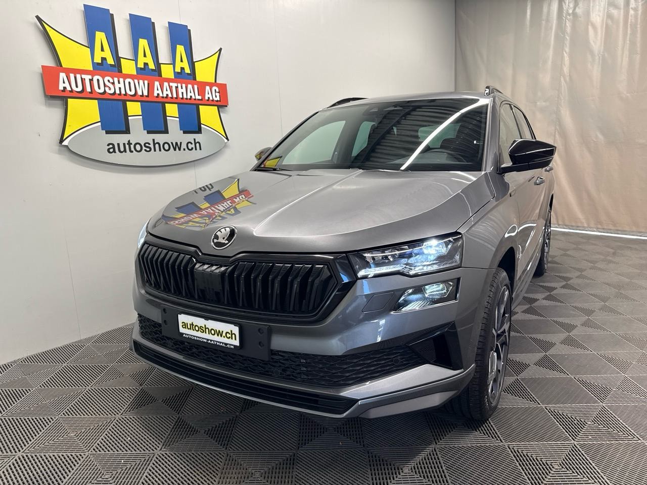 SKODA Karoq 2.0 TSI SportLine 4x4 DSG-image-18