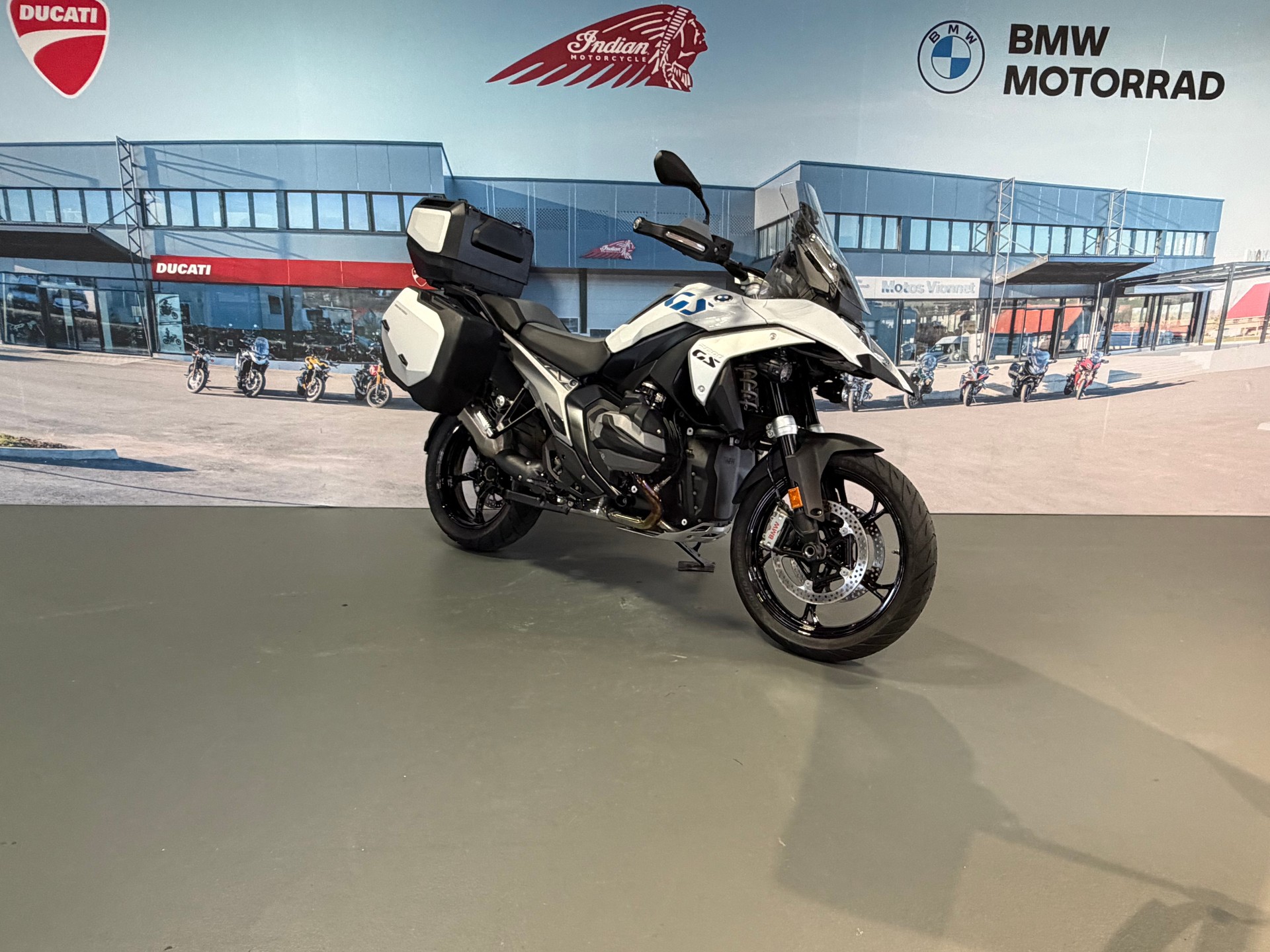 BMW R 1300 GS-image-0