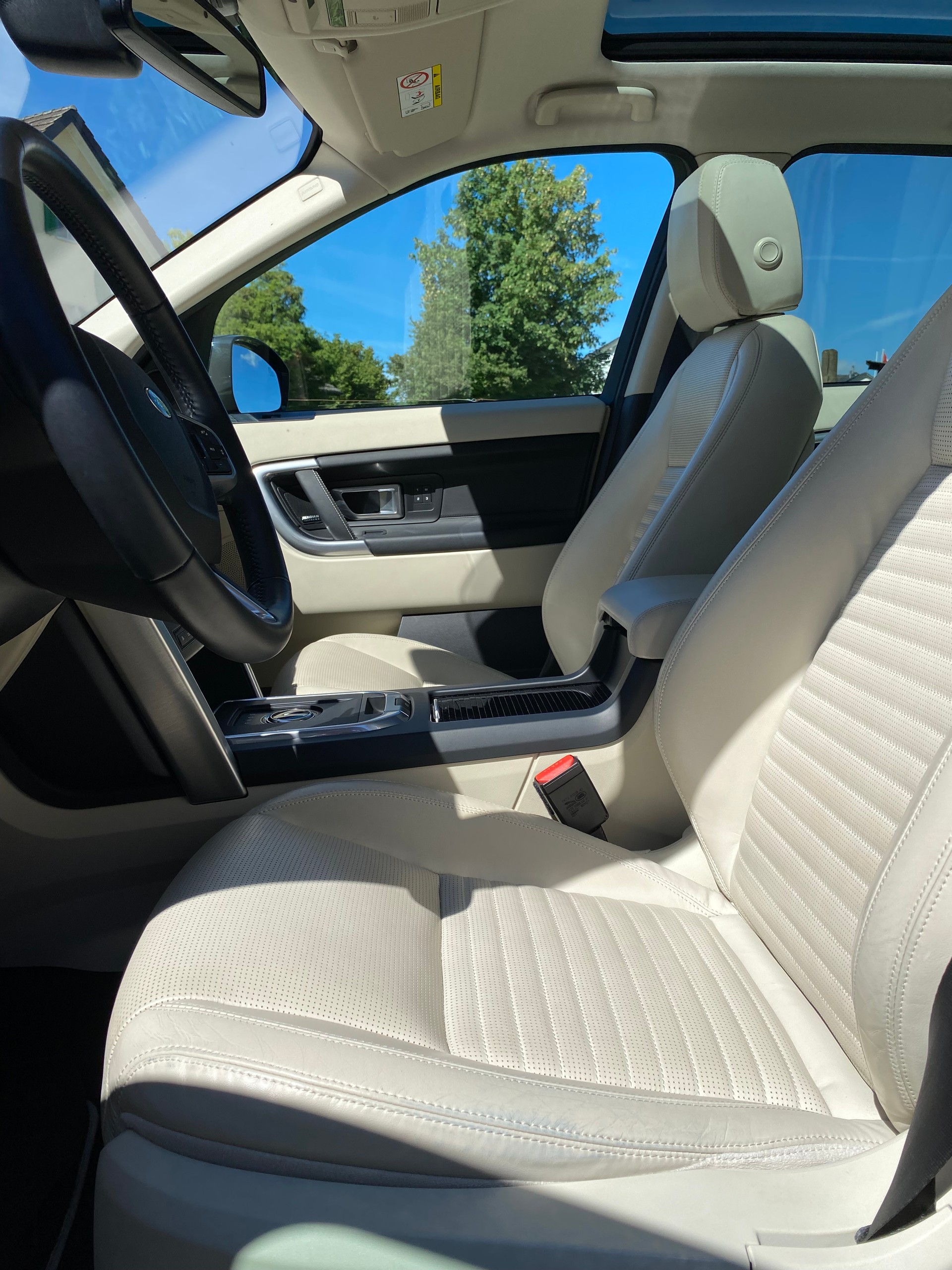 LAND ROVER 2.0 TD4 180 HSE Luxury-image-12
