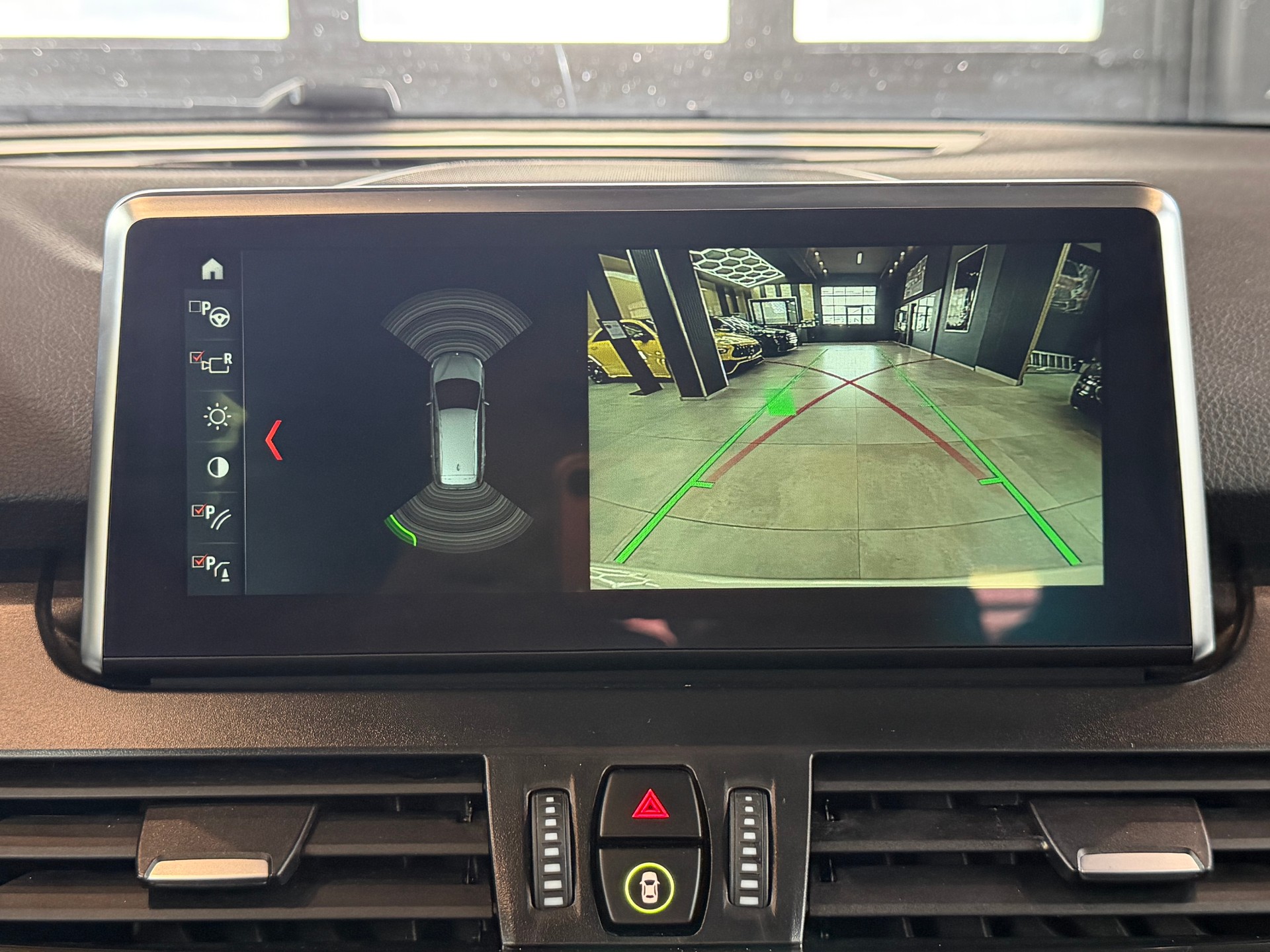 BMW 220d xDrive Gran Tourer Steptronic-image-19