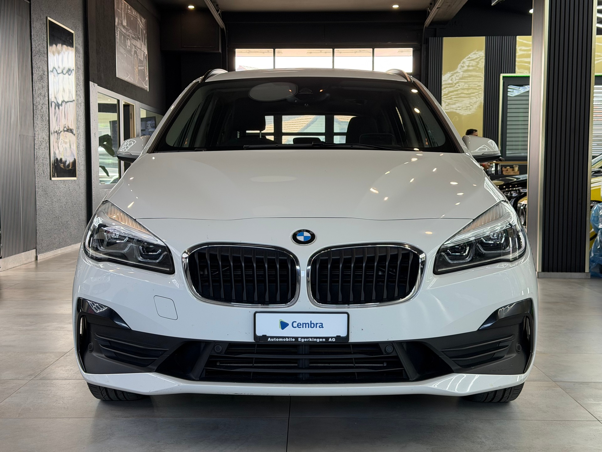 BMW 220d xDrive Gran Tourer Steptronic-showroom-element-1