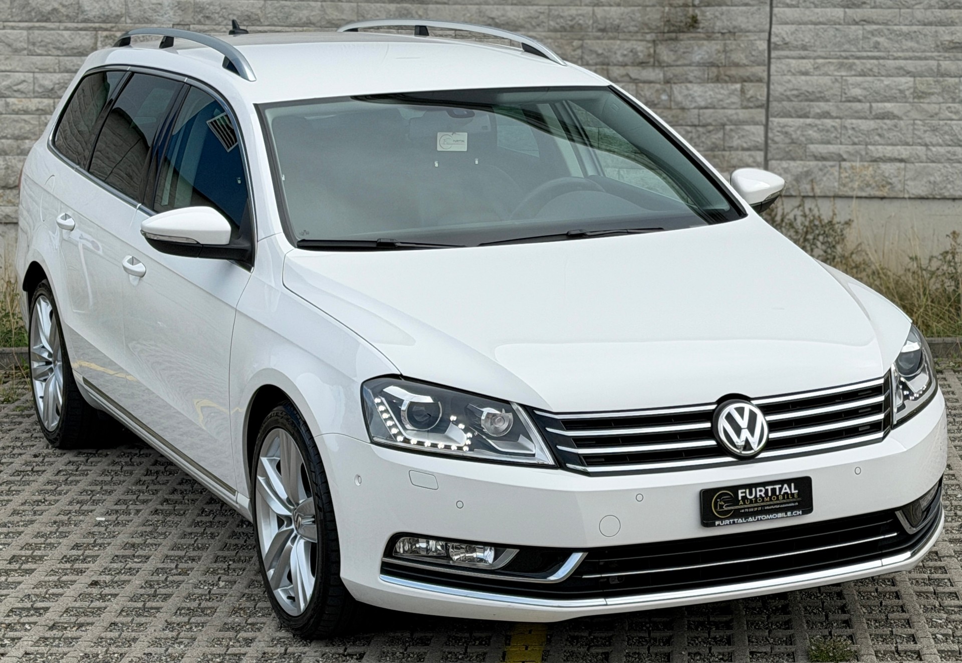 VW Passat Variant 2.0 TDI BMT Highline 4MDSG-showroom-element-2