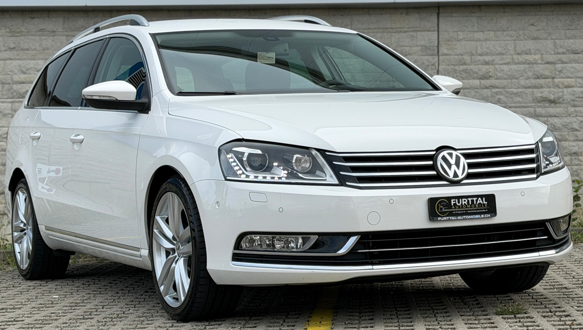 VW Passat Variant 2.0 TDI BMT Highline 4MDSG-showroom-element-1