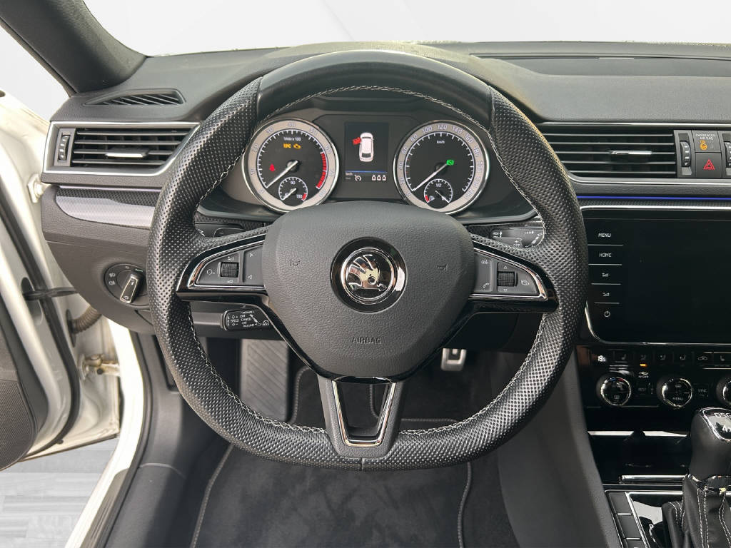 SKODA Superb Combi 2.0 TSI 280 SportLine+ 4x4 DSG-image-5