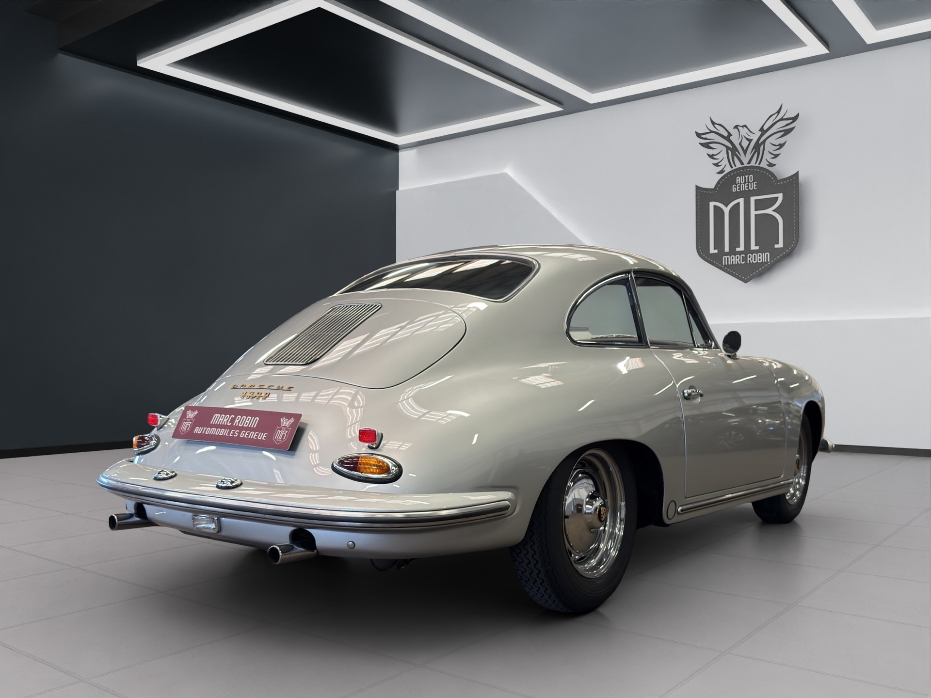 PORSCHE B T5 Monogrille-showroom-element-3