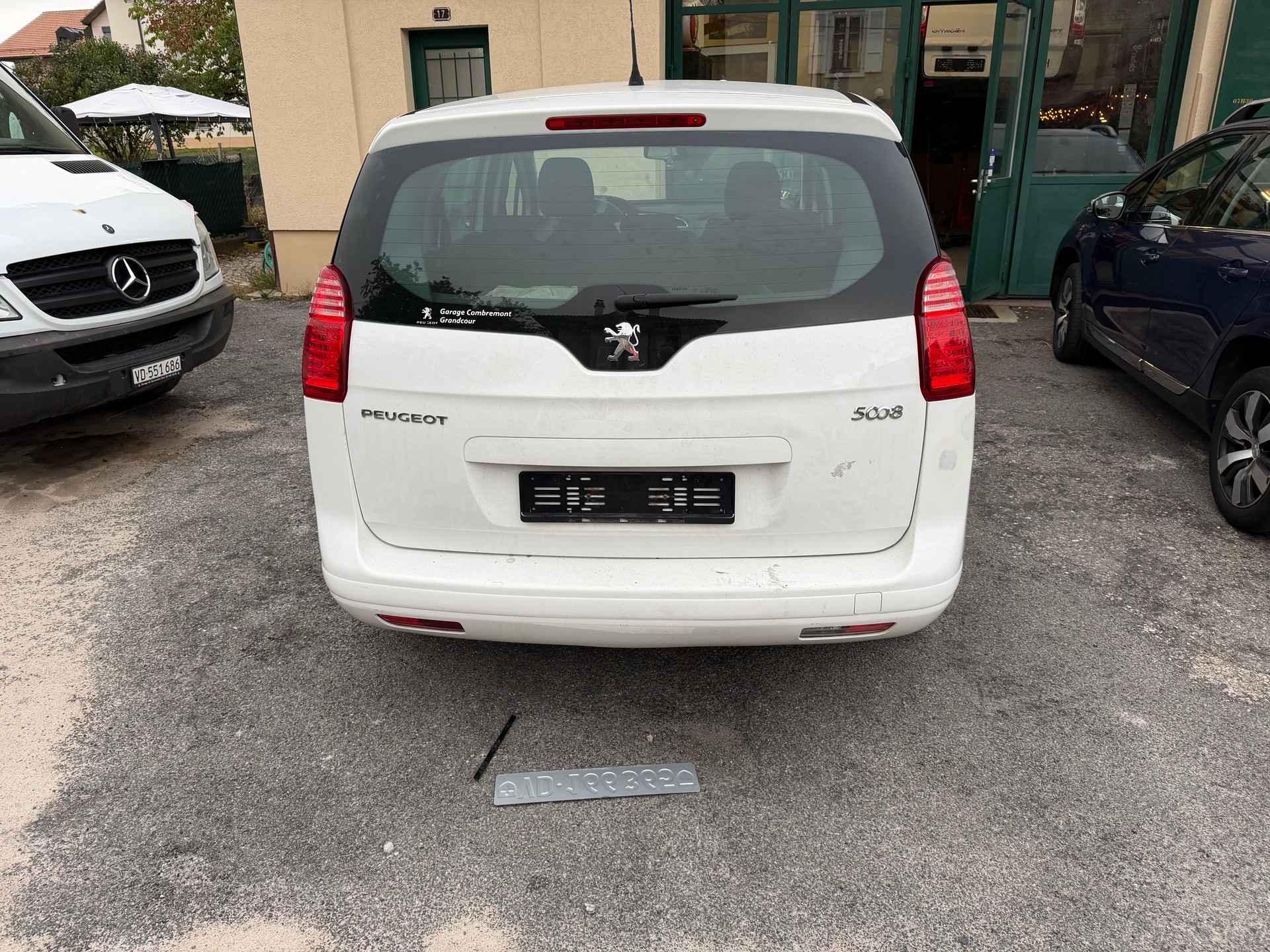 PEUGEOT 5008 1.6 16V VTI Trendy Clim-showroom-element-3