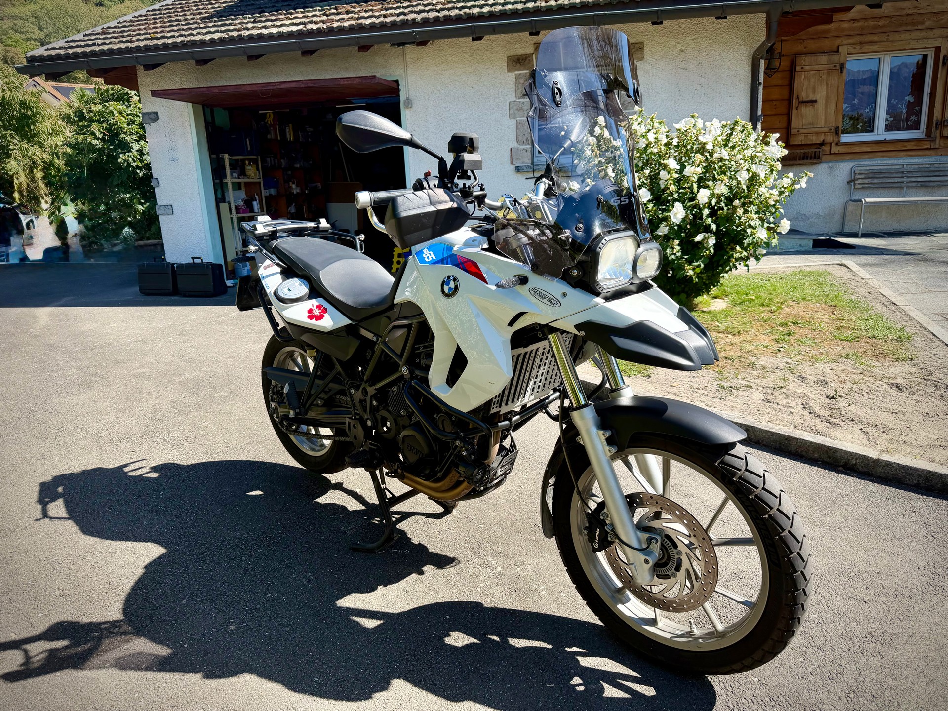 BMW F 650 GS ABS (safetyedition)-image-2
