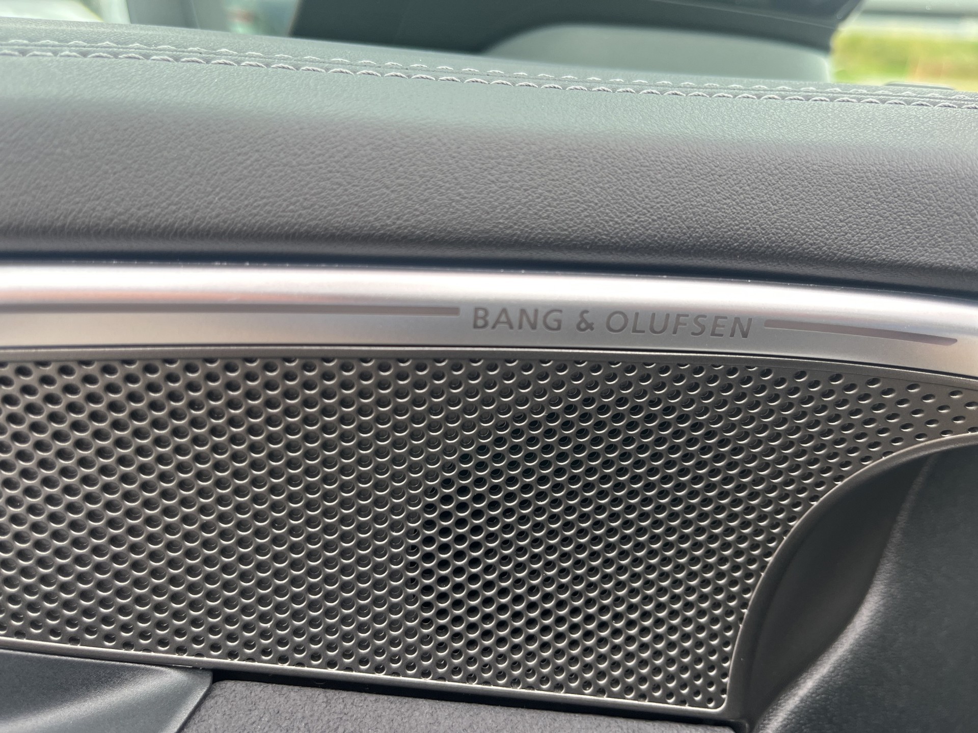 AUDI A6 Avant TFSI quattro 270 kW S tronic*New Modell*Optikpaket-schwarz, Panodach, AHK, Sportsitze, (5-Jahre Garantie)-image-18