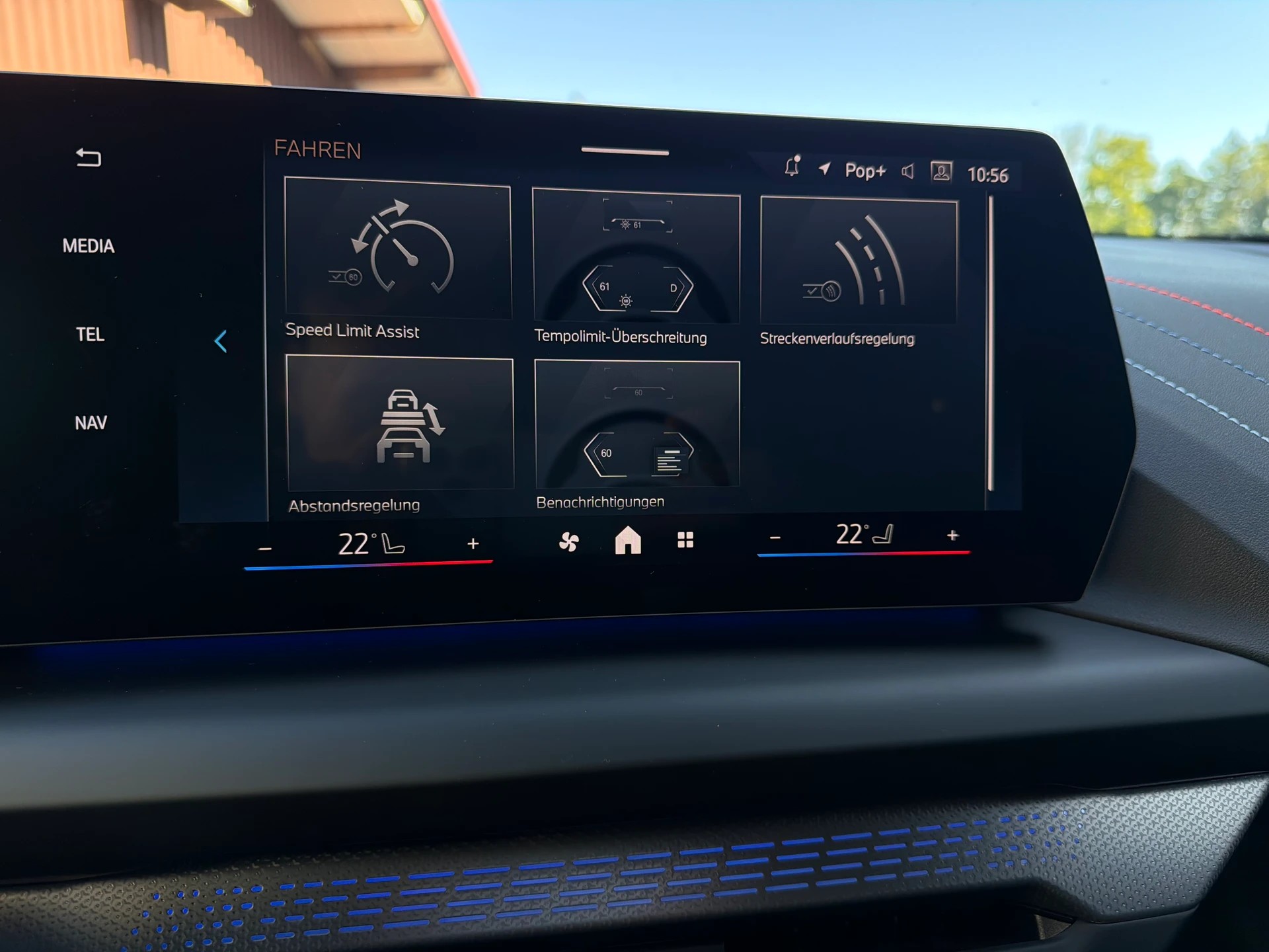 BMW 118d M Sport Pro Steptronic | HEAD-UP DISPLAY | MASSAGESITZE | 360° KAMERA | KEYLESS GO-image-25