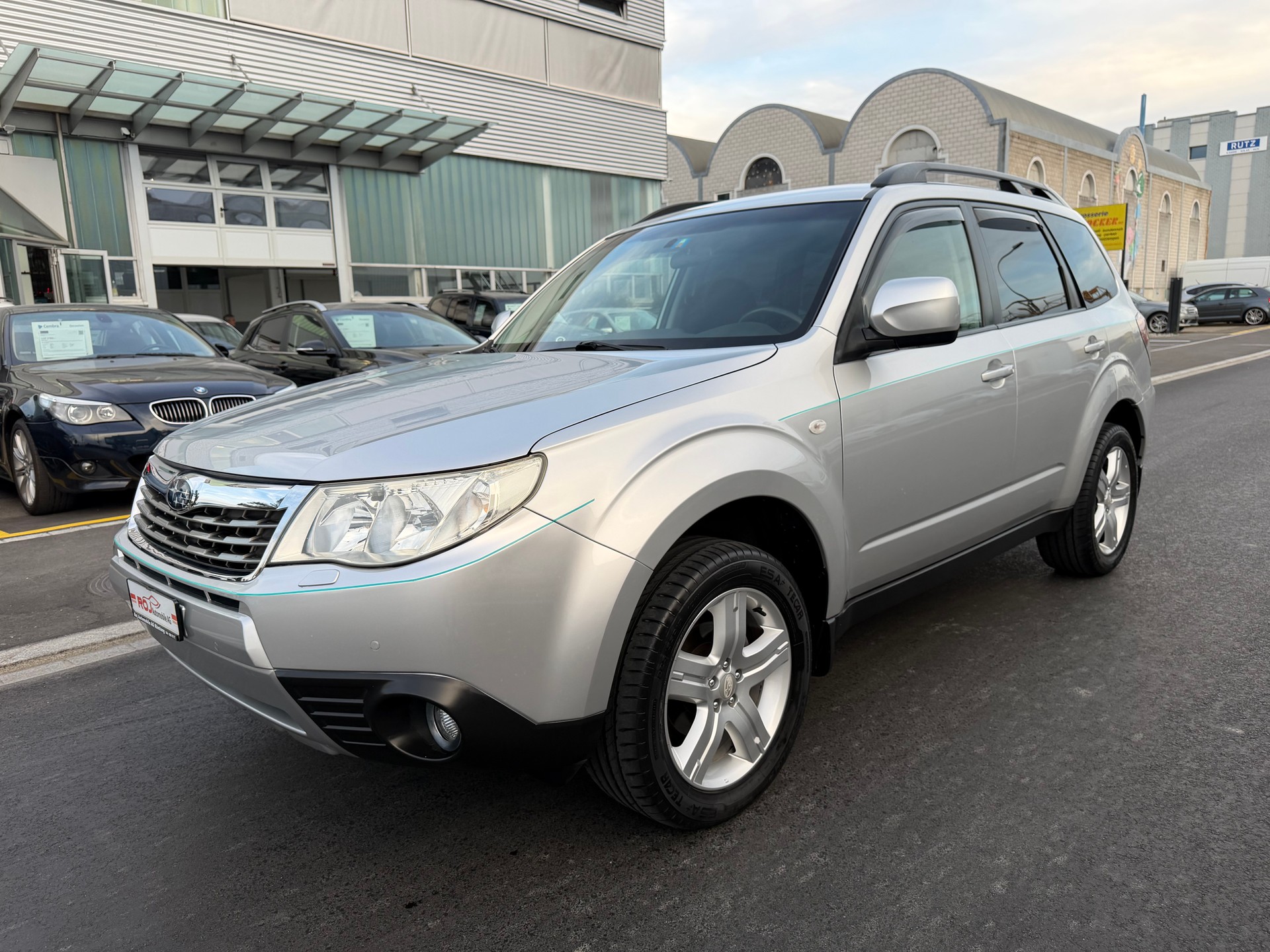 SUBARU Forester 2.0XS Comfort Automatic-showroom-element-1