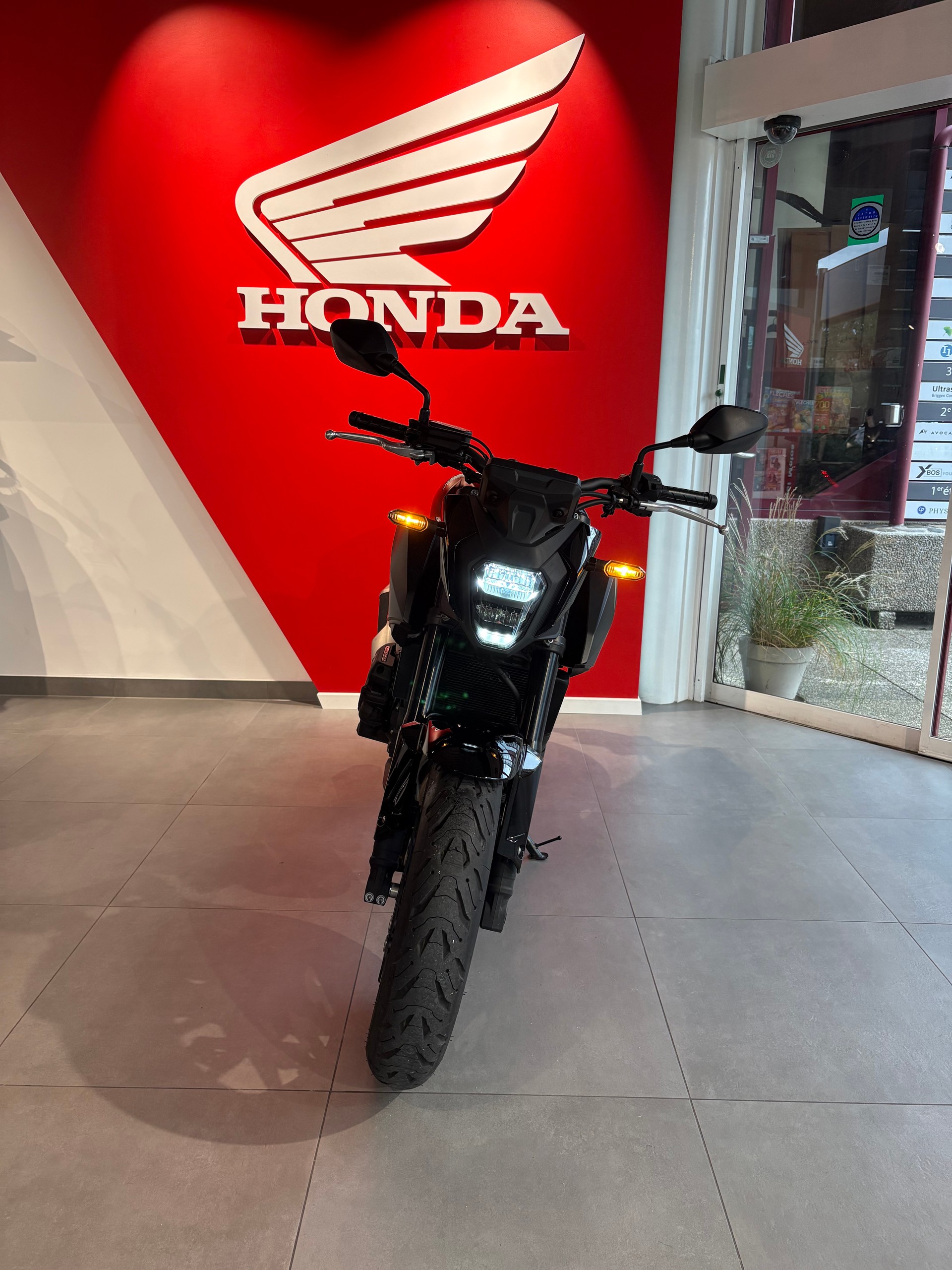 HONDA CB 500 Hornet E-clutch-image-7