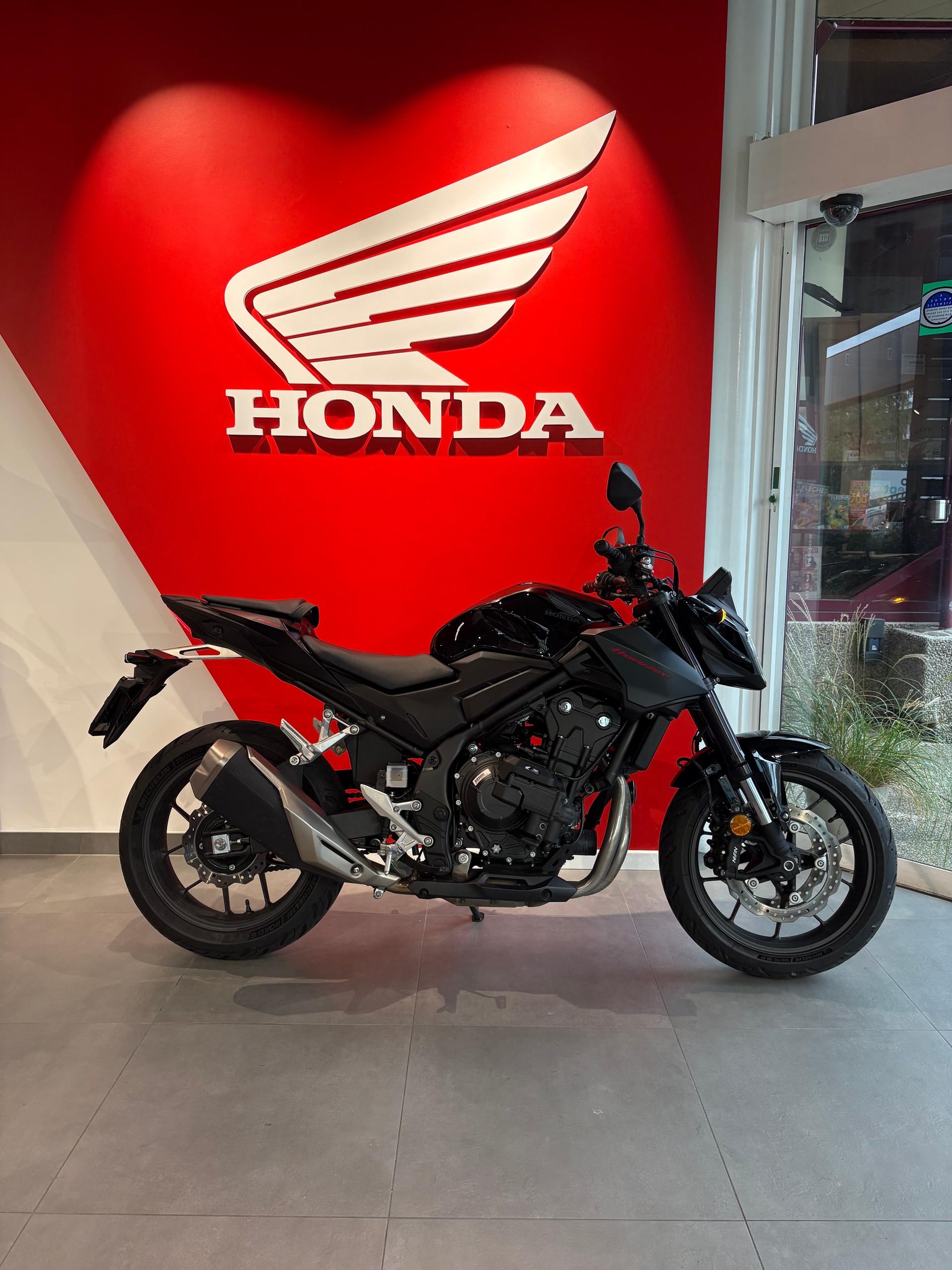 HONDA CB 500 Hornet E-clutch-image-1