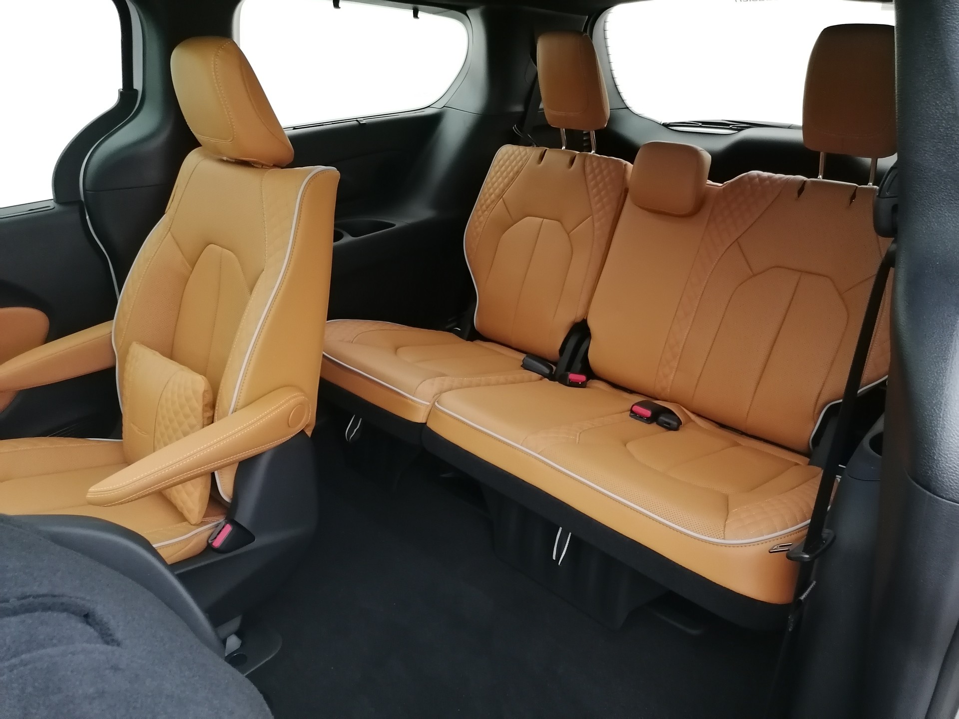 CHRYSLER Pacifica Pinnacle 3.6l Plug-In-Hybrid-image-10