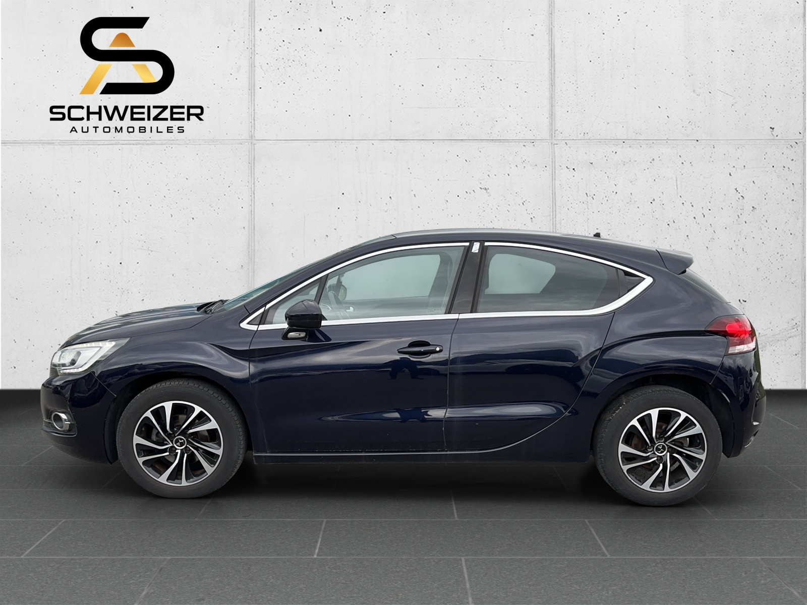 DS AUTOMOBILES DS 4 Crossback 1.2 Pure Tech SO Chic-showroom-element-3