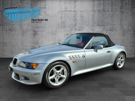 BMW Z3 2.8i Roadster-showroom-element-1