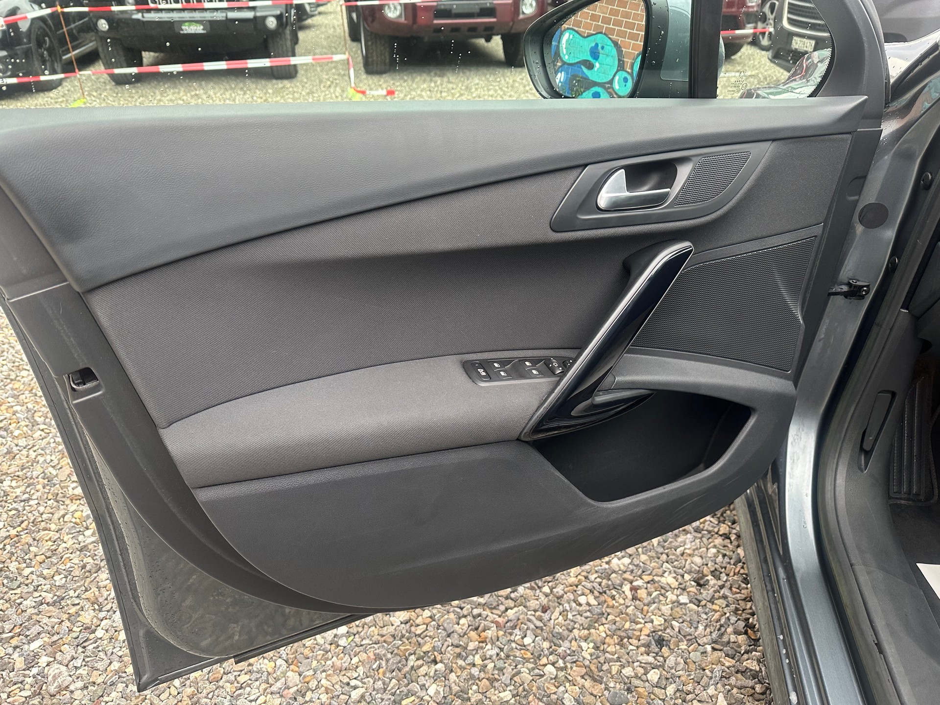 PEUGEOT 508 SW 1.6 16V T Allure Automatic-image-12