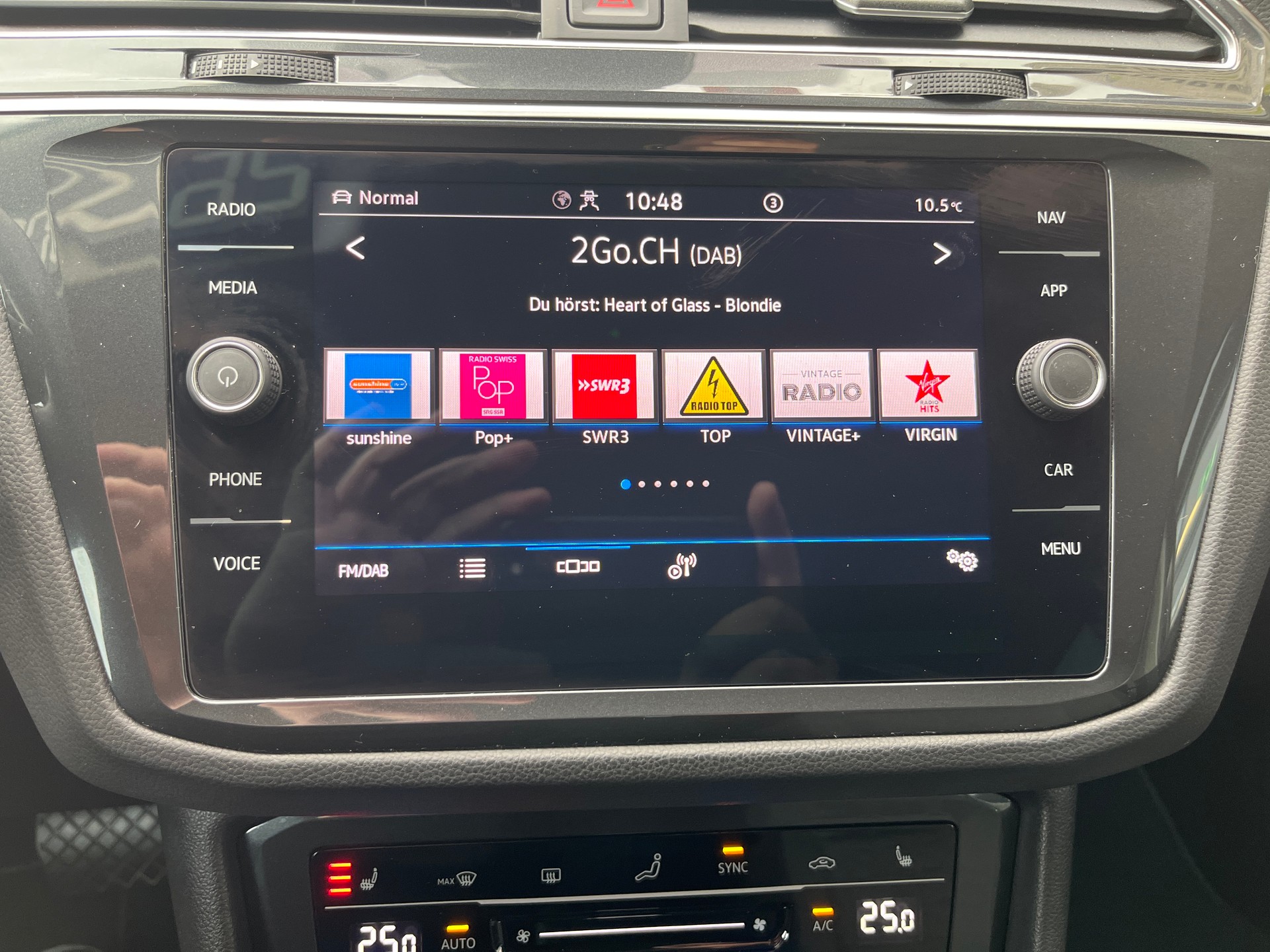 VW Tiguan 2.0 TDI SCR Life 4Motion DSG-image-12