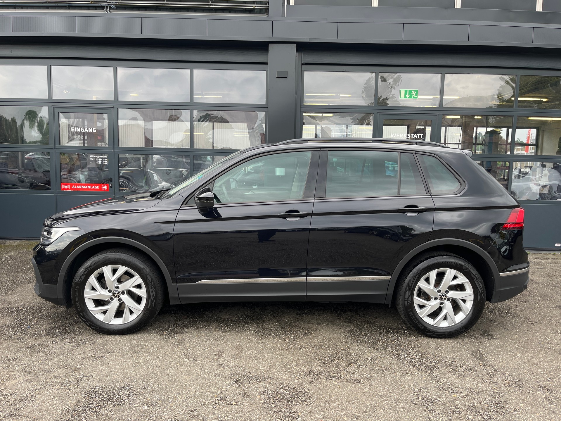 VW Tiguan 2.0 TDI SCR Life 4Motion DSG-showroom-element-2