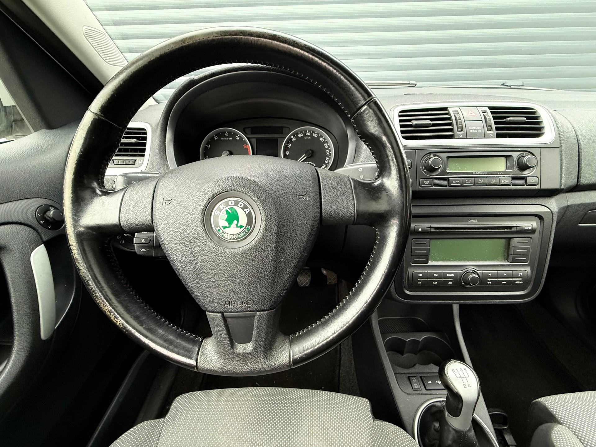 SKODA Roomster 1.6 Magic-image-10