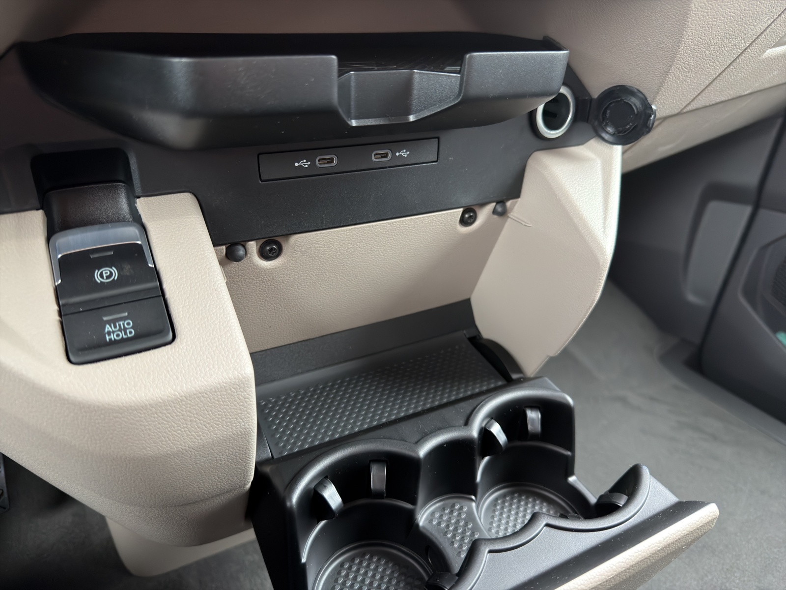 VW California 2.0 TDI Beach Tour-image-14