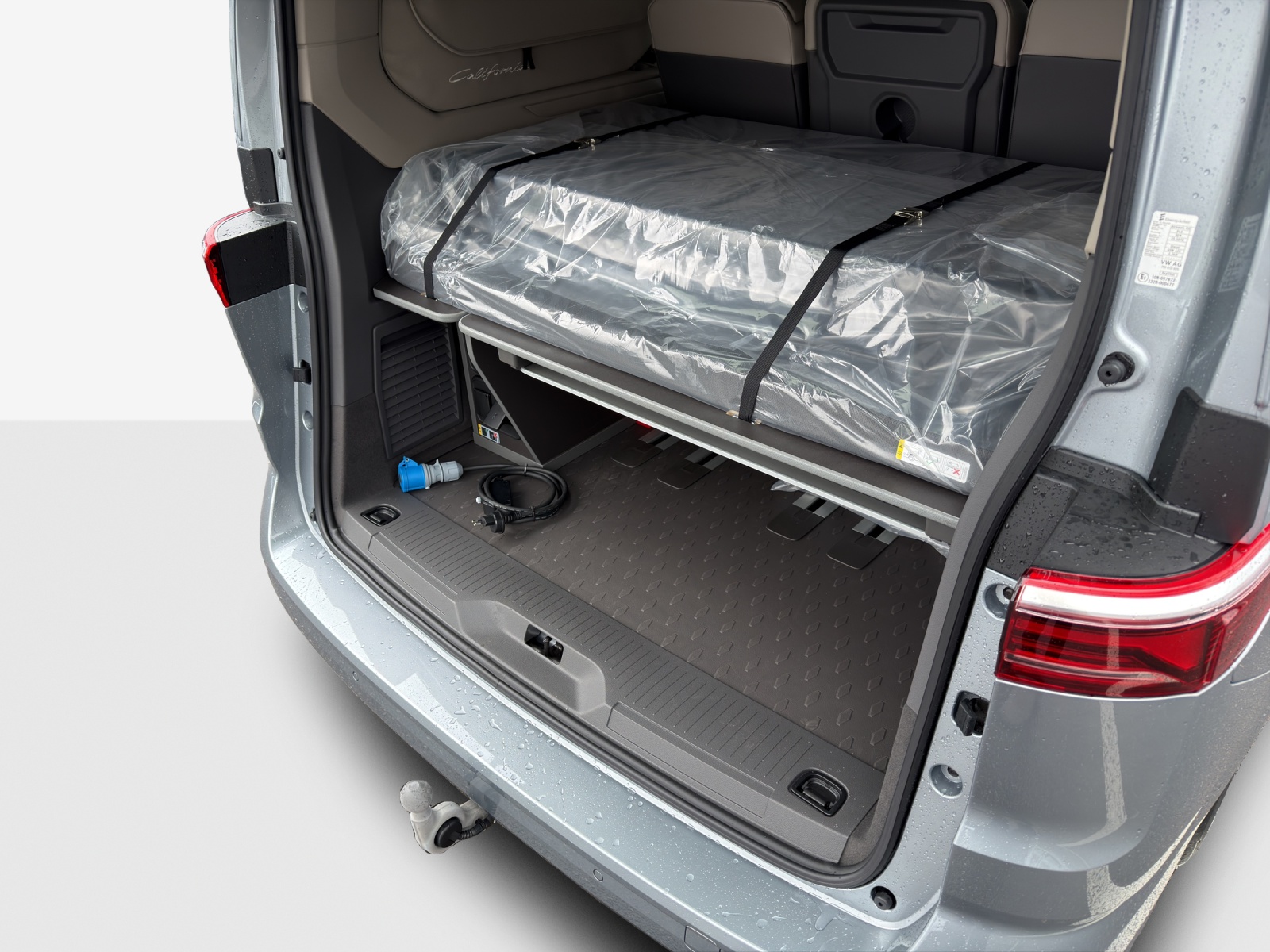 VW California 2.0 TDI Beach Tour-image-12