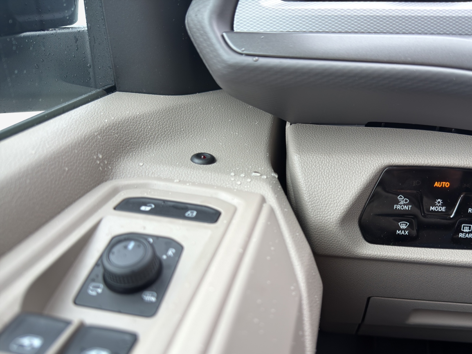 VW California 2.0 TDI Beach Tour-image-15