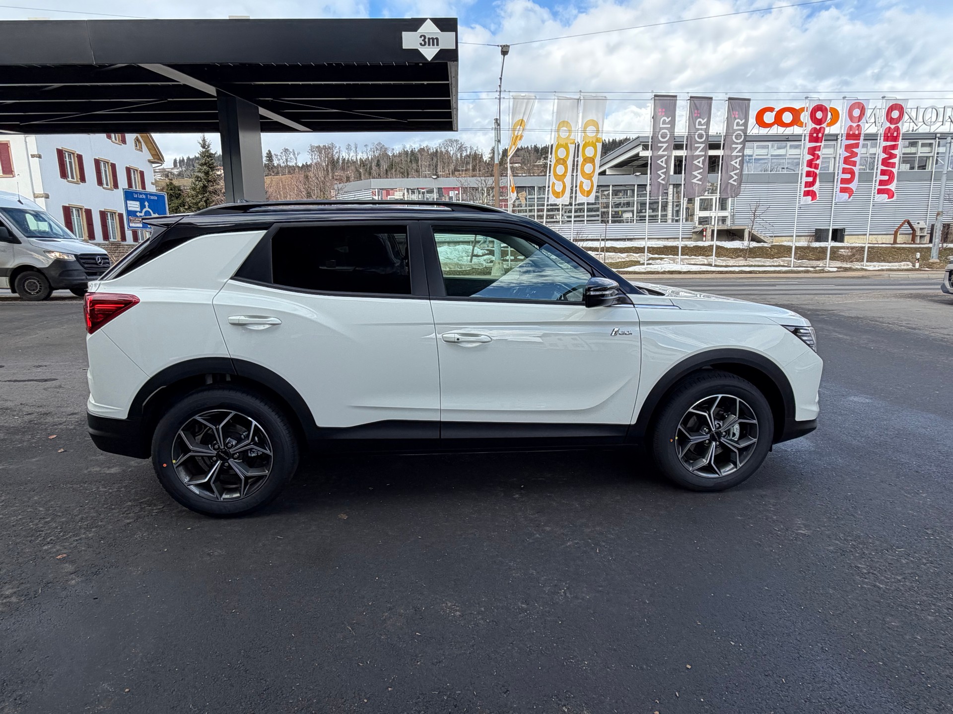 KGM-SsangYong Korando 1.5 T GDI Steel Blackline 4WD Automat-image-6