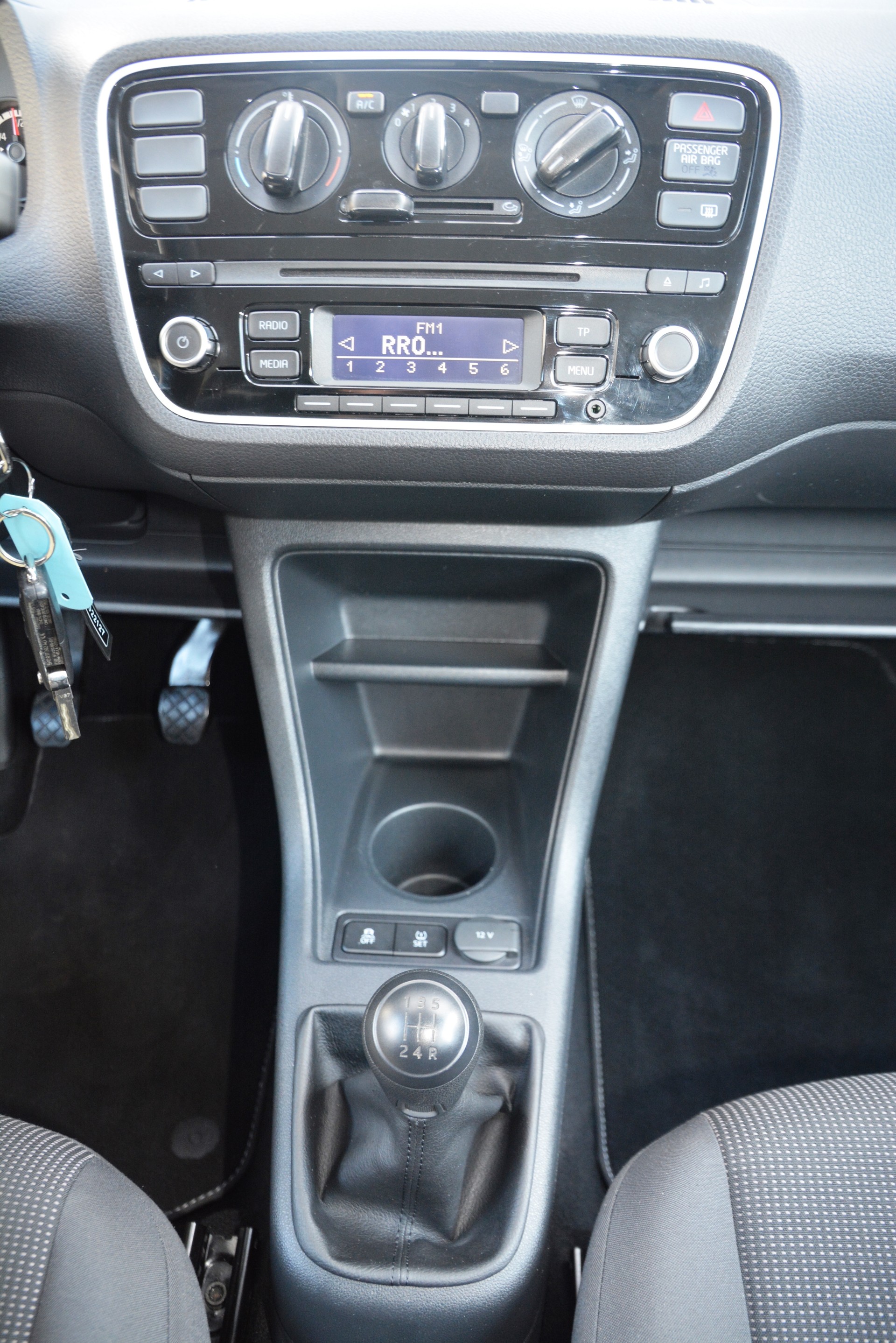 VW Up 1.0 move up-image-8