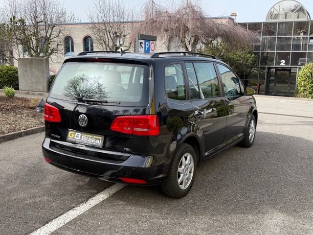 VW Touran 1.4 TSI Trendline Version 7 places-image-5