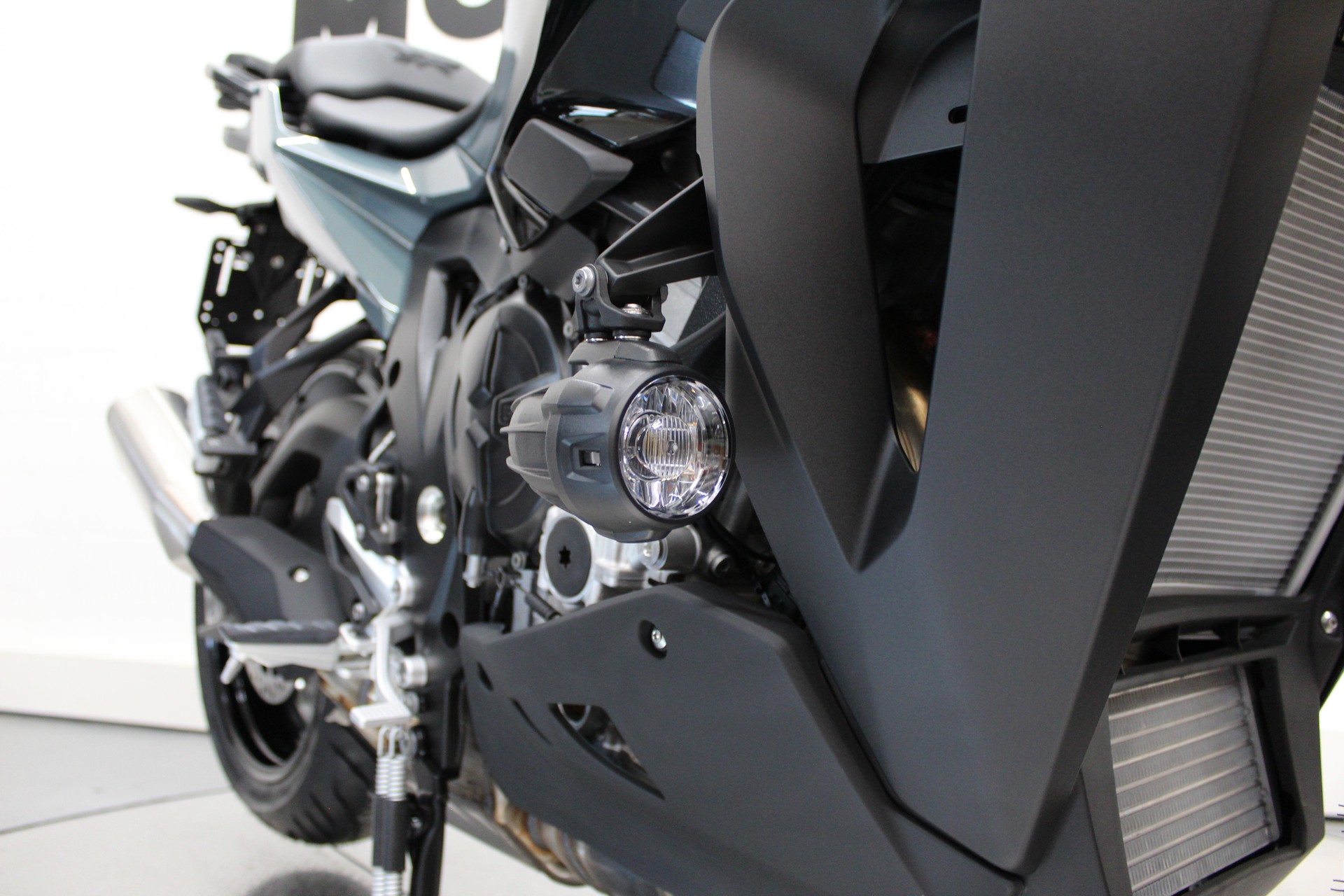 BMW S 1000 XR-image-8