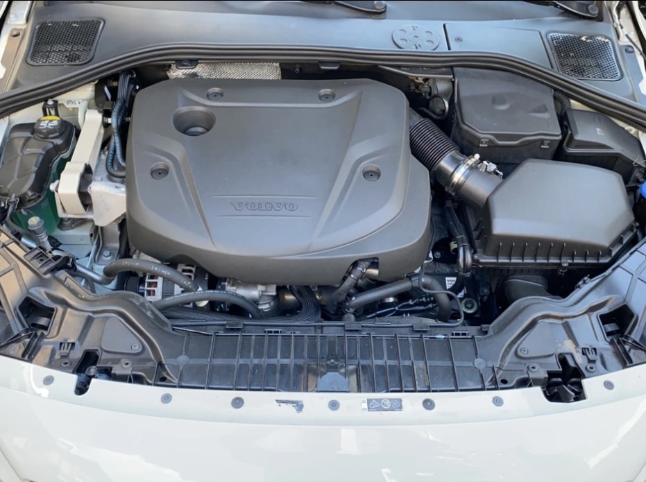 VOLVO V60 D4 Kinetic Geartronic-image-14