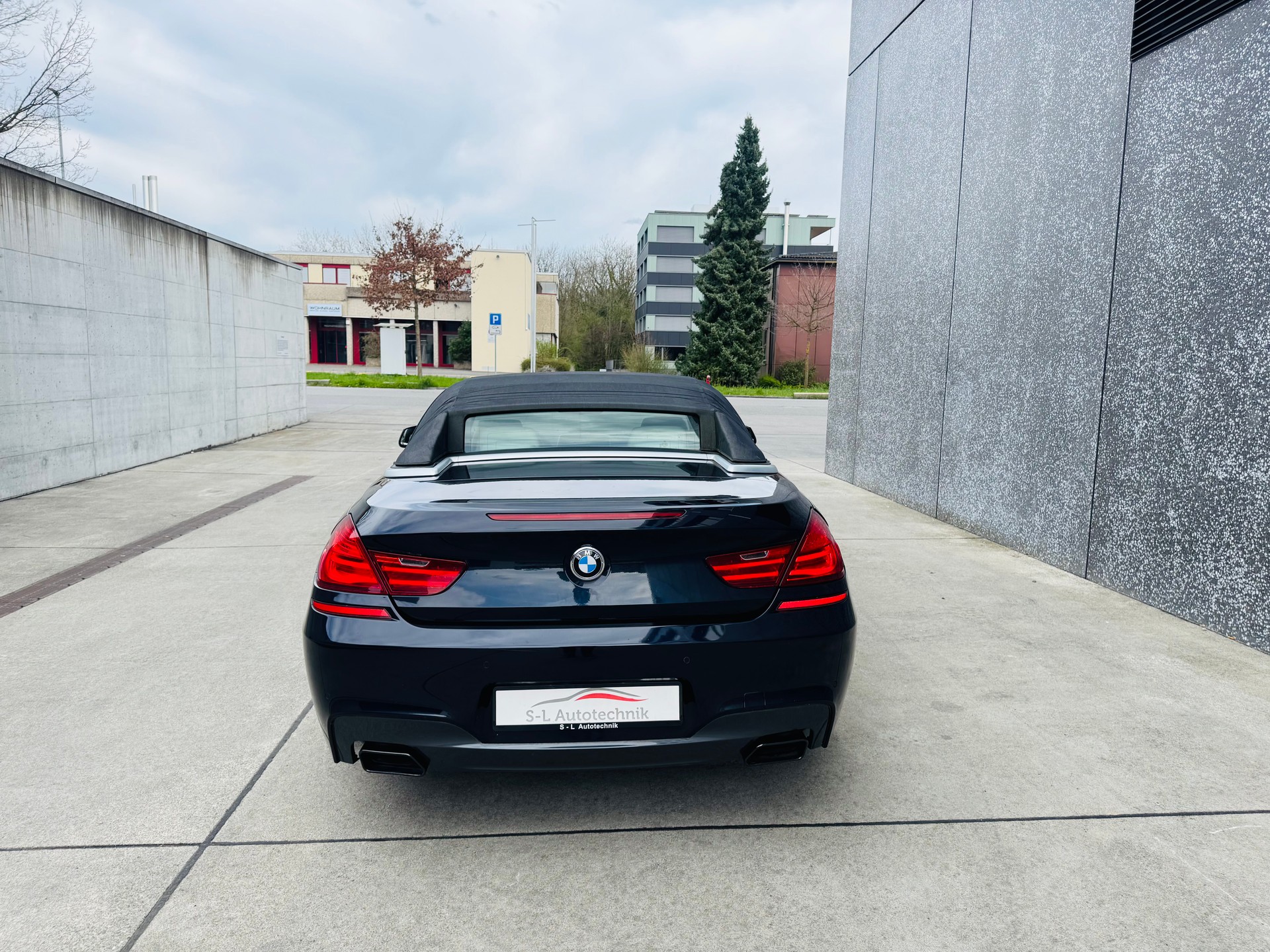 BMW 640d Cabrio xDrive-image-5